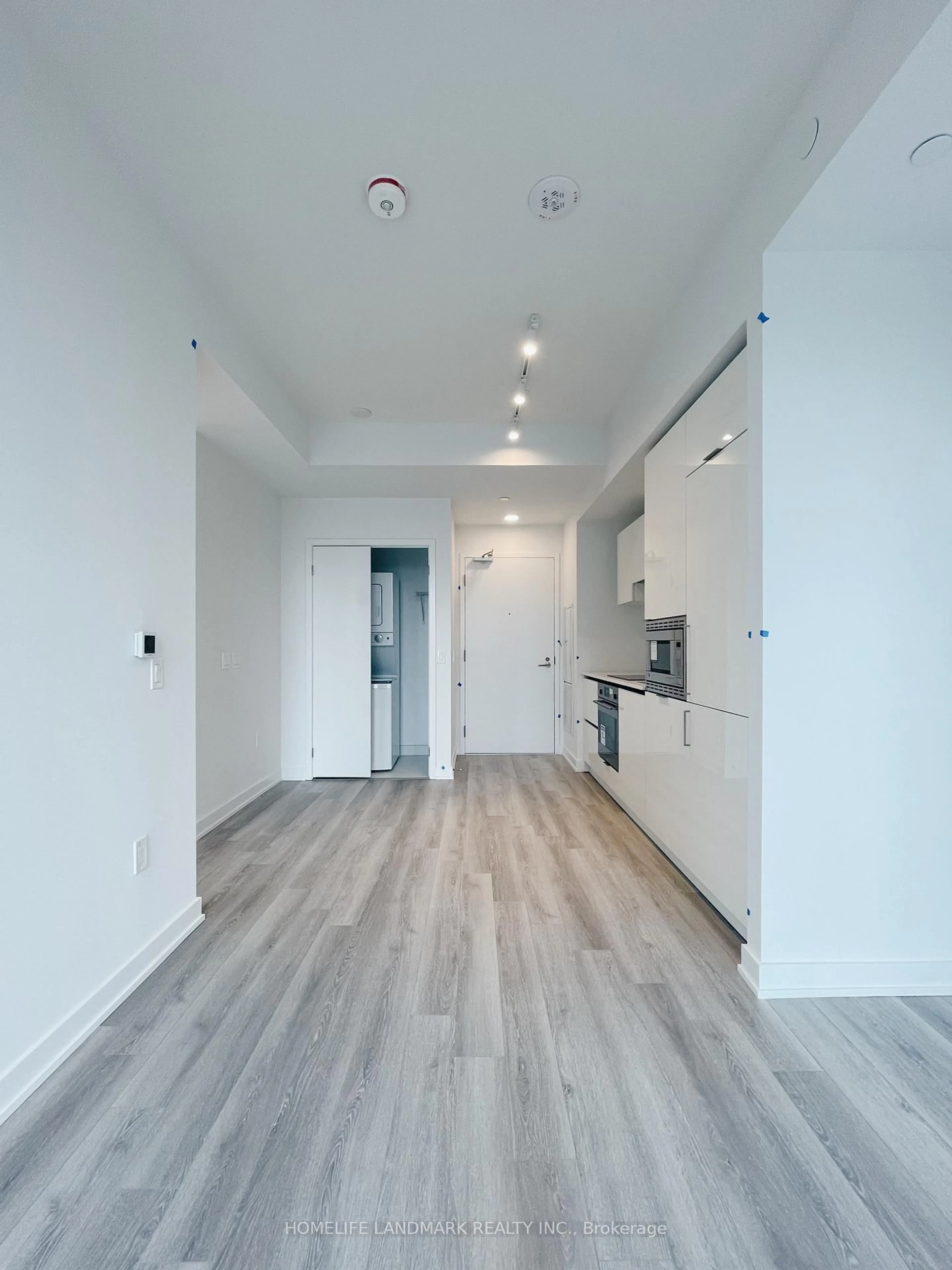 A pic of a room for 238 Simcoe St #3702, Toronto Ontario M5T 1T4