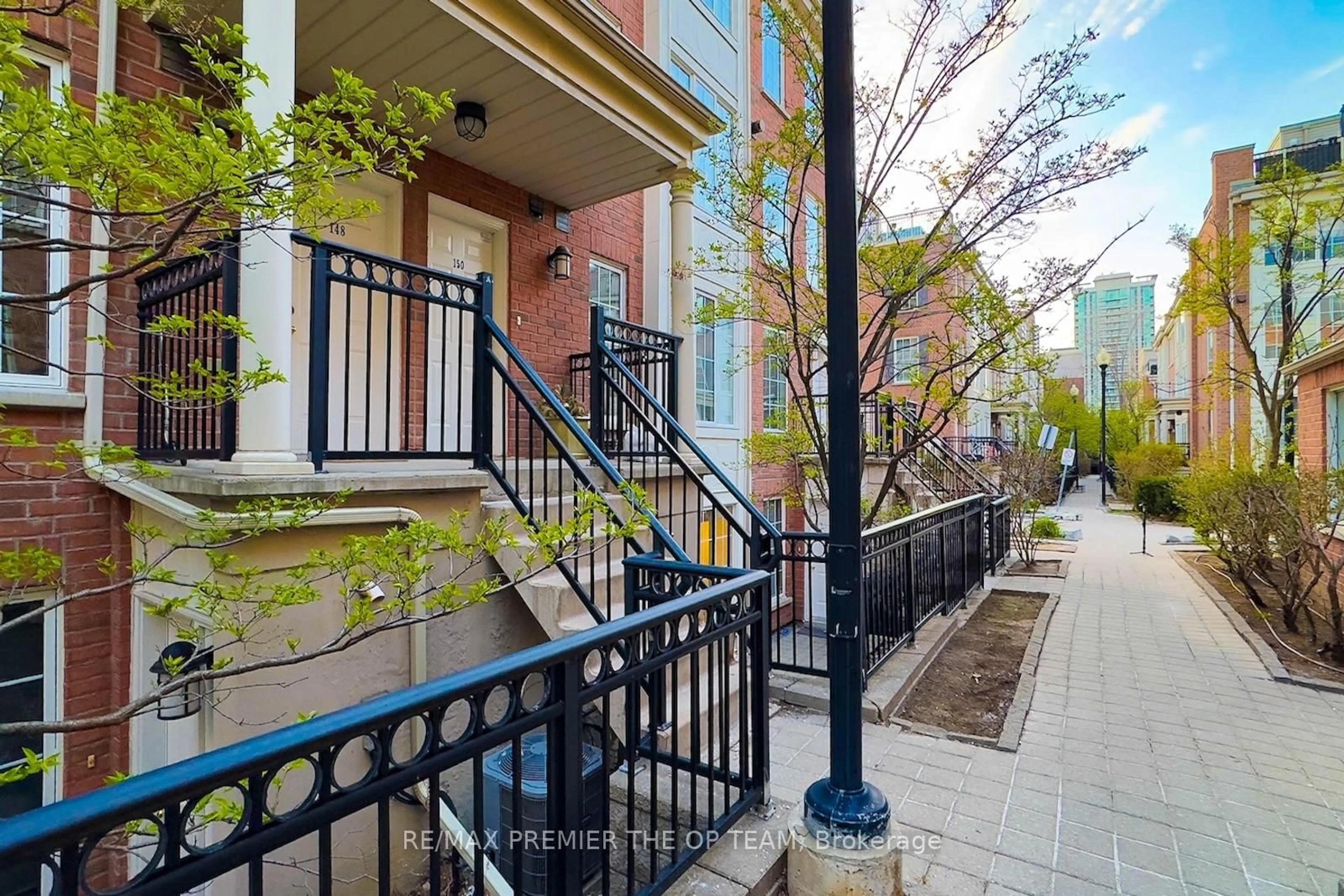 Patio, street for 3 Everson Dr #150, Toronto Ontario M2N 7C2