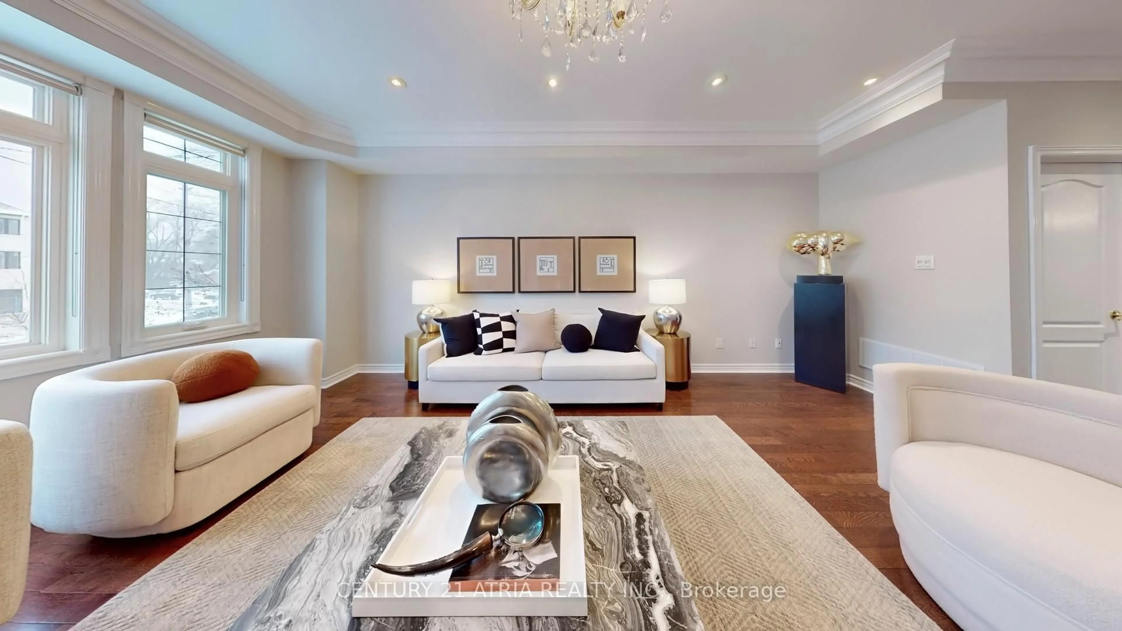 Living room with furniture, unknown for 194 Finch Ave, Toronto Ontario M2N 4R9