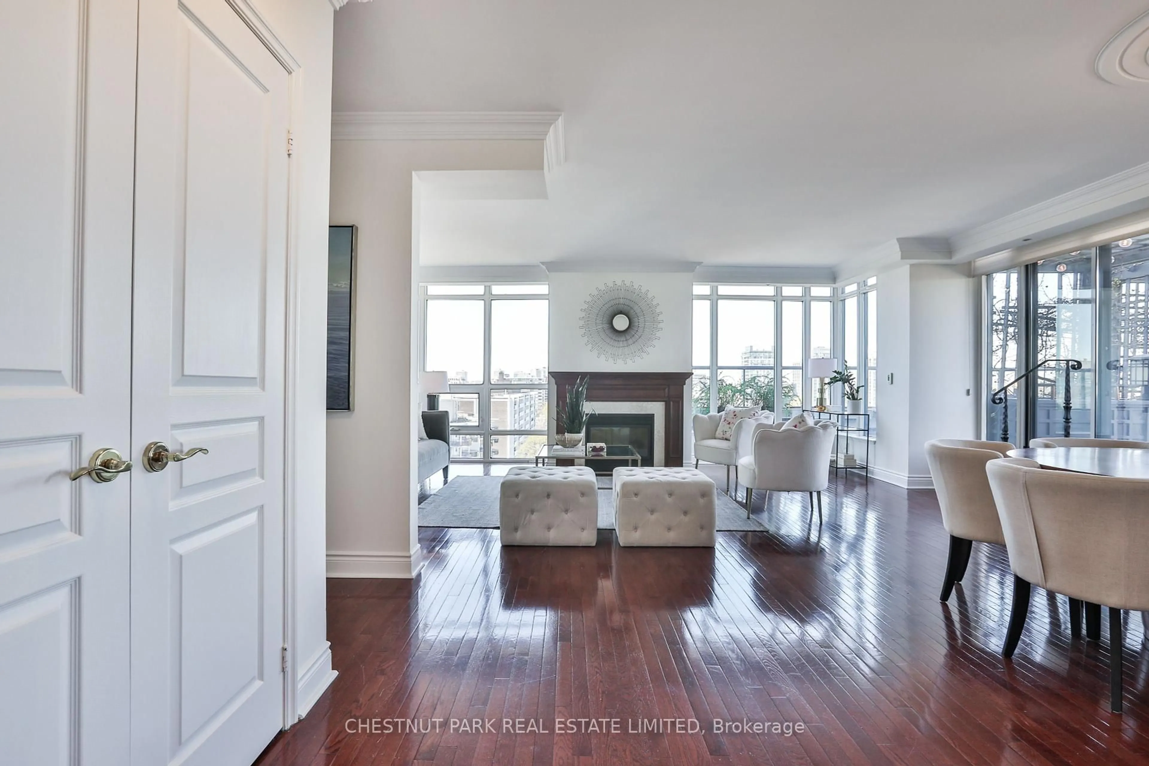 Unknown for 10 Delisle Ave #1205, Toronto Ontario M4V 3C6