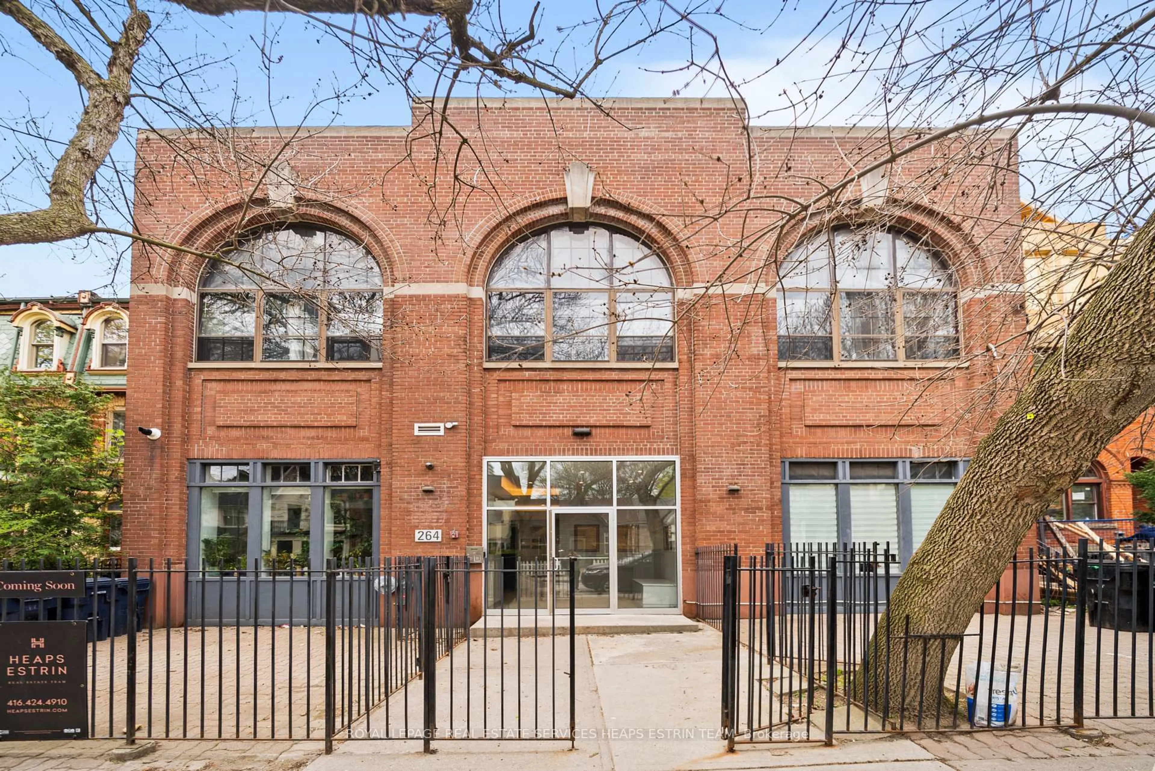 Home with brick exterior material, building for 264 Seaton St #205, Toronto Ontario M5A 2T4