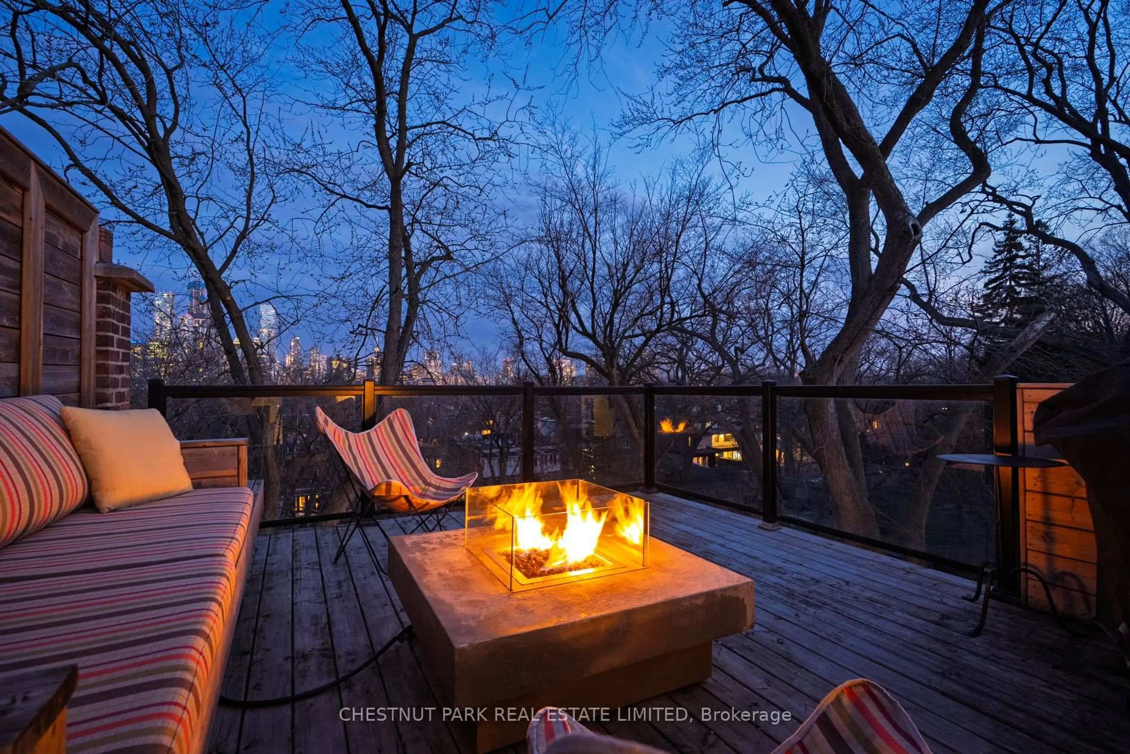 Patio, unknown for 61 Woodlawn Ave, Toronto Ontario M4V 1G6