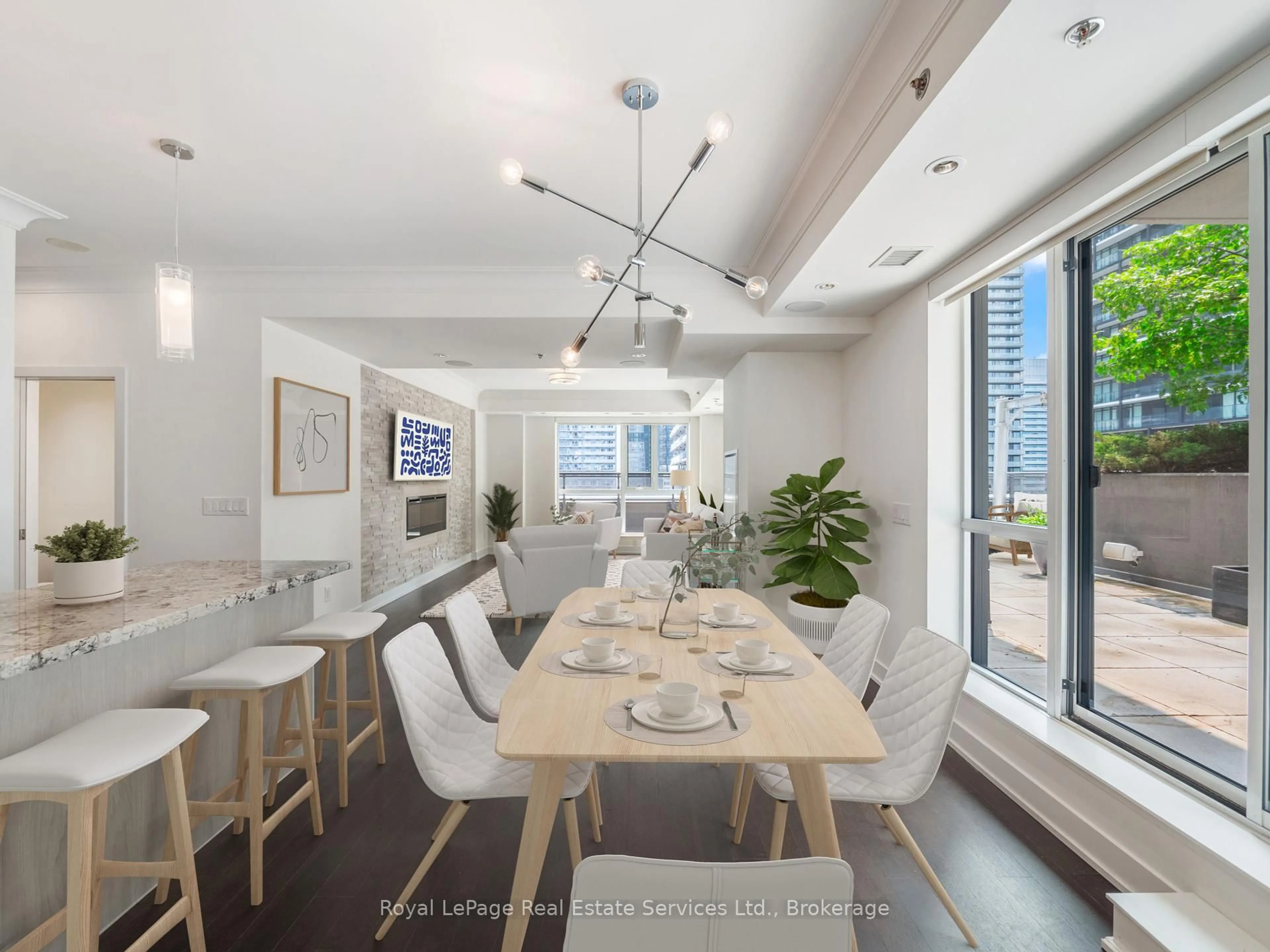 Unknown for 318 Richmond St #1908, Toronto Ontario M5V 0B4