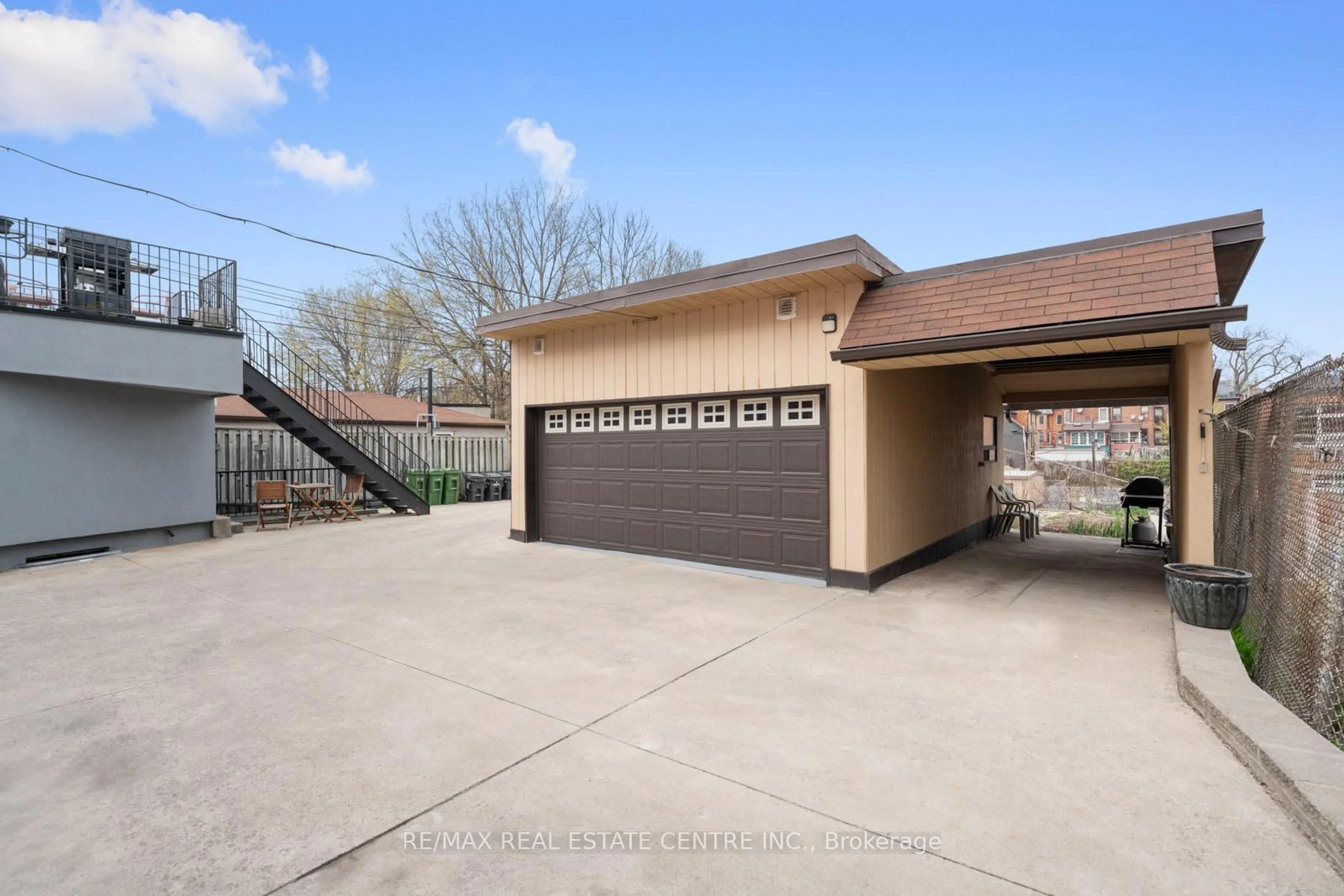 Indoor garage for 14 Churchill Ave, Toronto Ontario M6J 2B4