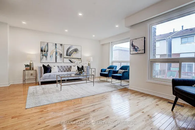 Additional property image - 82 Carnival Crt