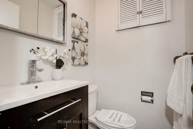 Additional property image - 82 Carnival Crt