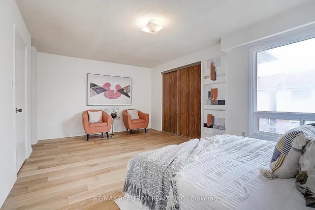 Additional property image - 82 Carnival Crt