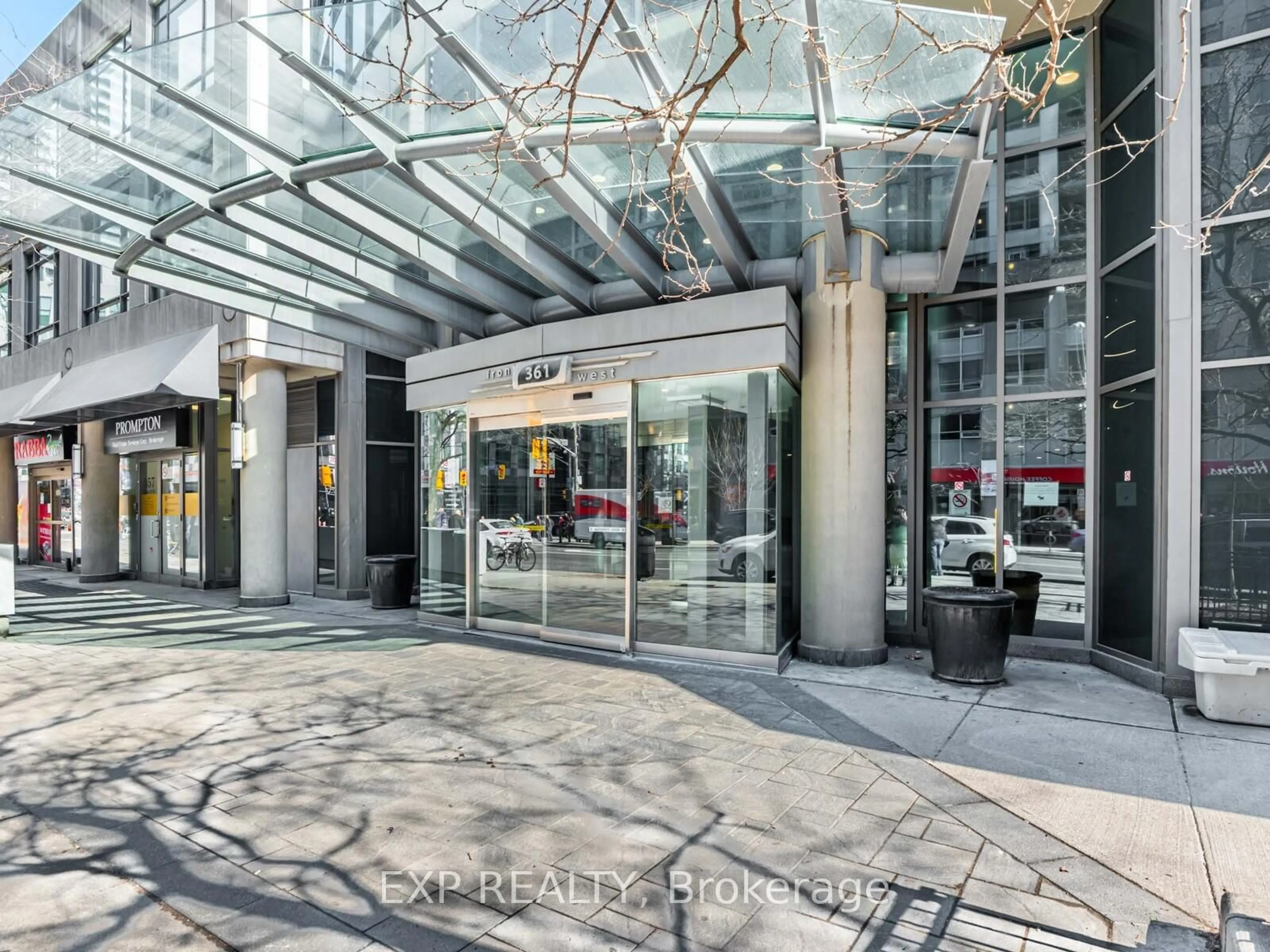 Indoor foyer for 361 Front St #317, Toronto Ontario M5V 3R5