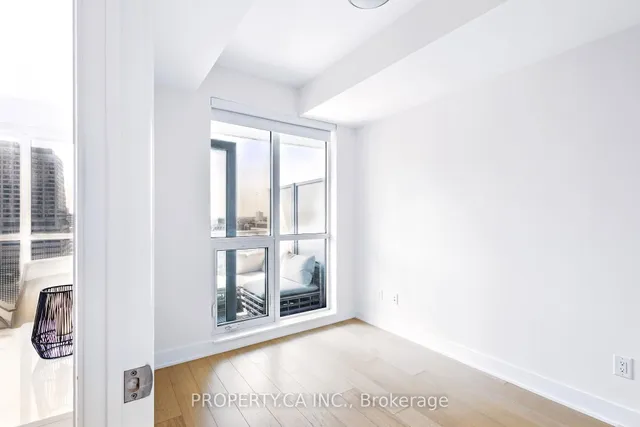 Additional property image - 88 Cumberland St Unit 1403