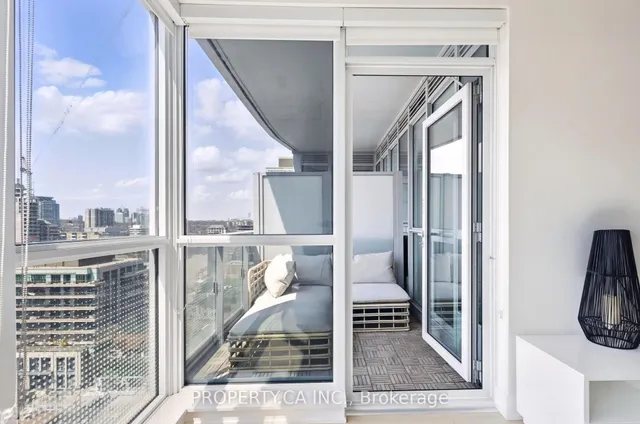 Additional property image - 88 Cumberland St Unit 1403