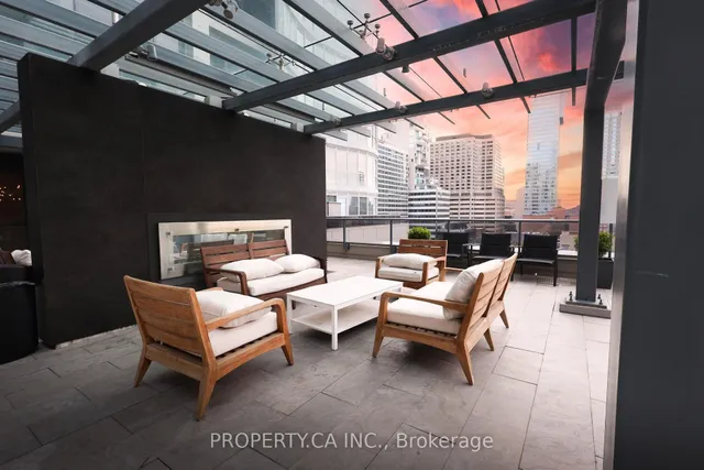 Additional property image - 88 Cumberland St Unit 1403