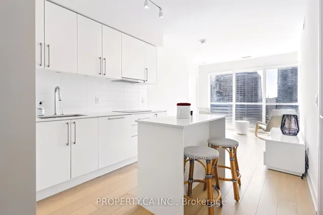 Additional property image - 88 Cumberland St Unit 1403