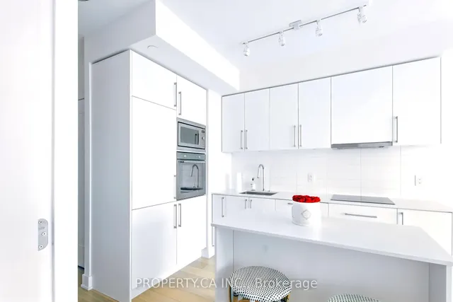 Additional property image - 88 Cumberland St Unit 1403