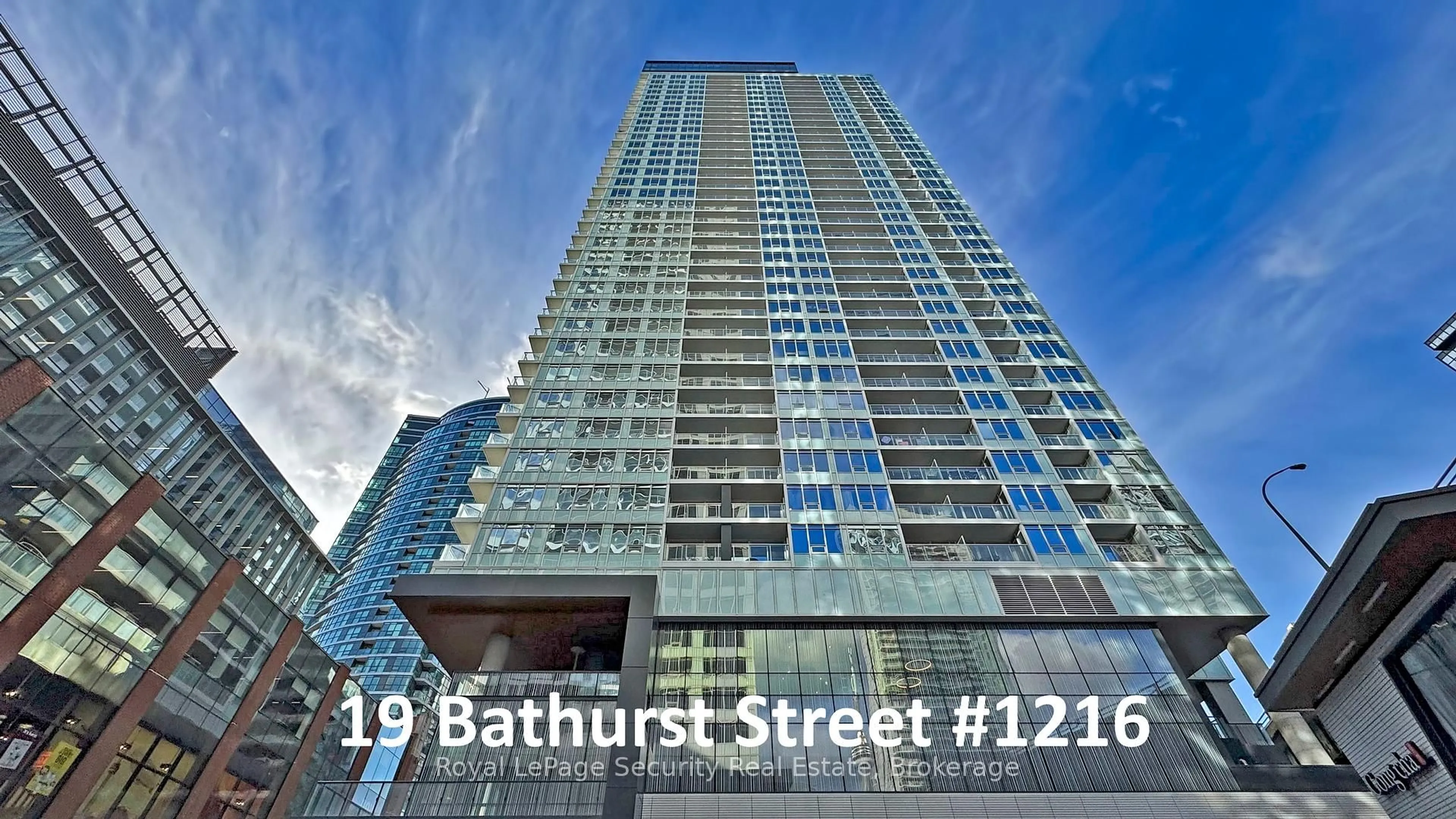 A pic from outside/outdoor area/front of a property/back of a property/a pic from drone, street for 19 Bathurst St ##1216, Toronto Ontario M5V 0N2