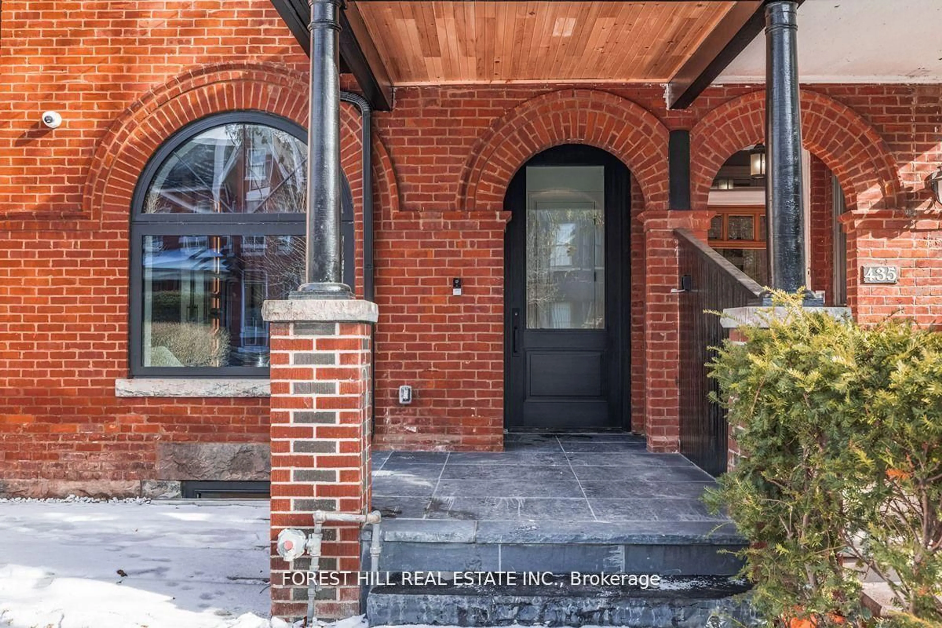 Home with brick exterior material, street for 437 Euclid Ave, Toronto Ontario M6G 2T1
