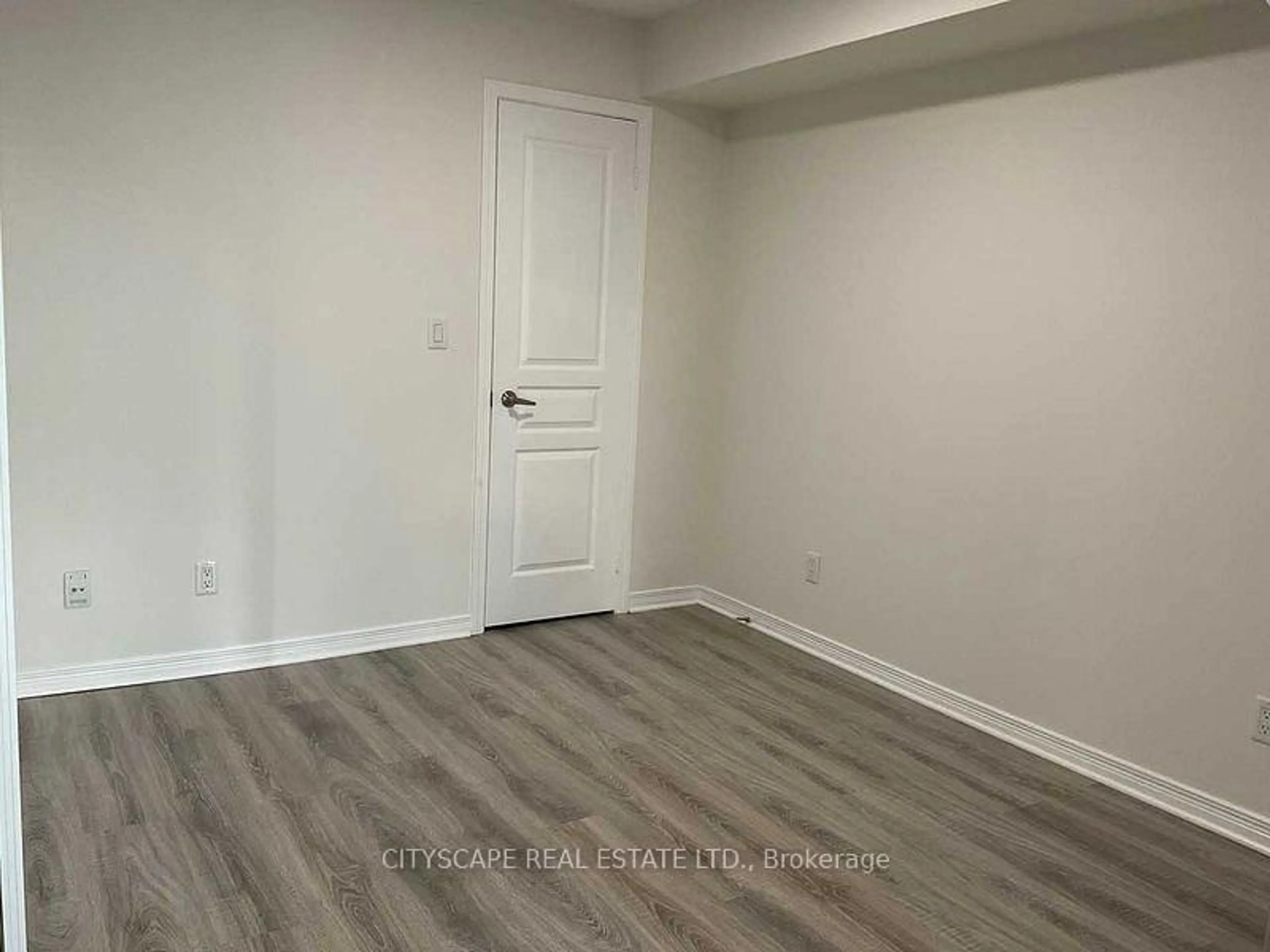 A pic of a room for 352 Front St #914, Toronto Ontario M5V 0K3