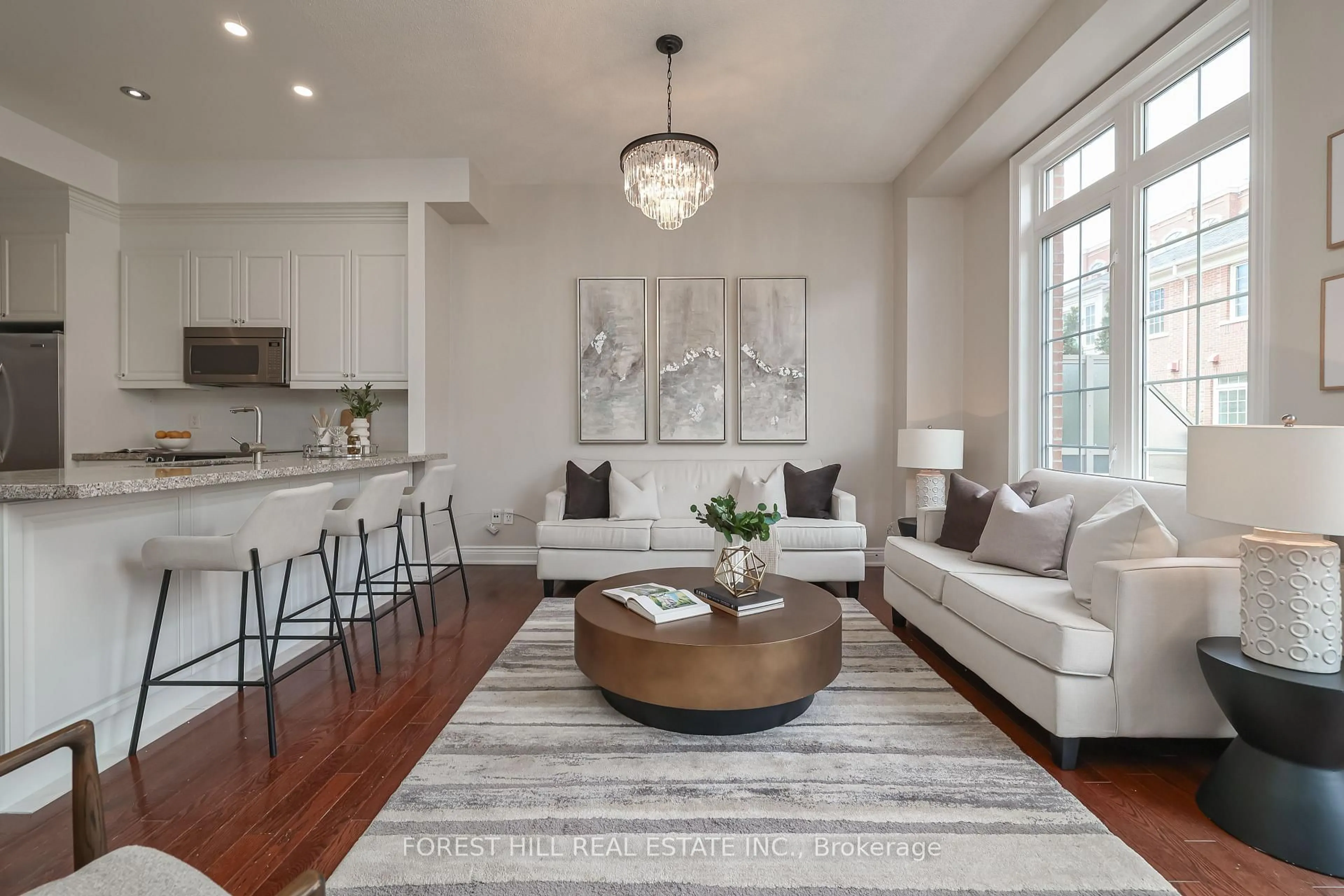 Living room with furniture, unknown for 68 Kilgour Rd, Toronto Ontario M4G 0A9