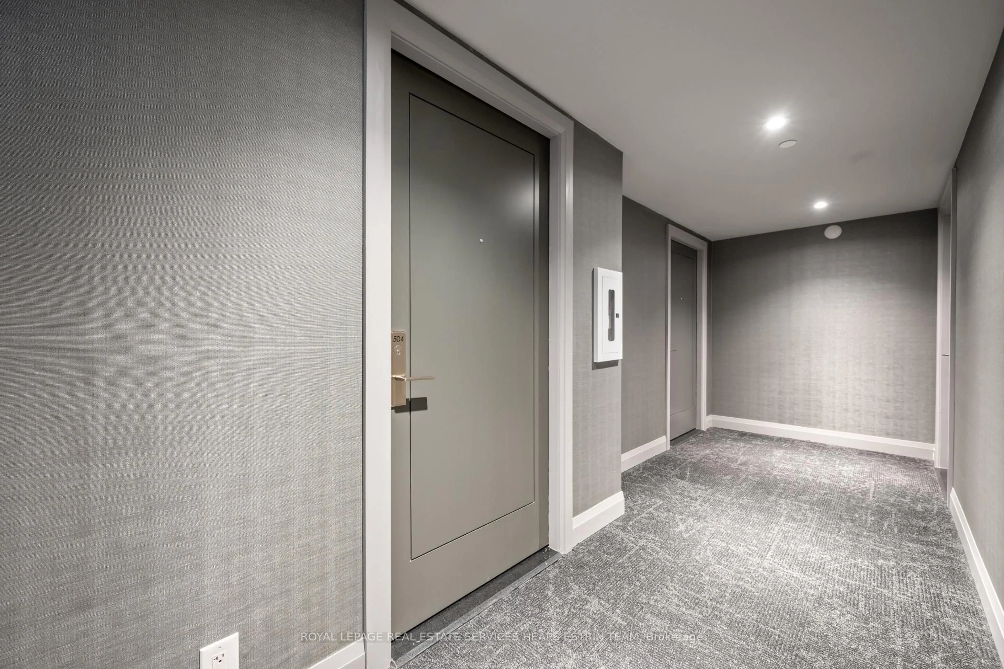 Indoor foyer for 33 Frederick Todd Way #504, Toronto Ontario M4G 0C9