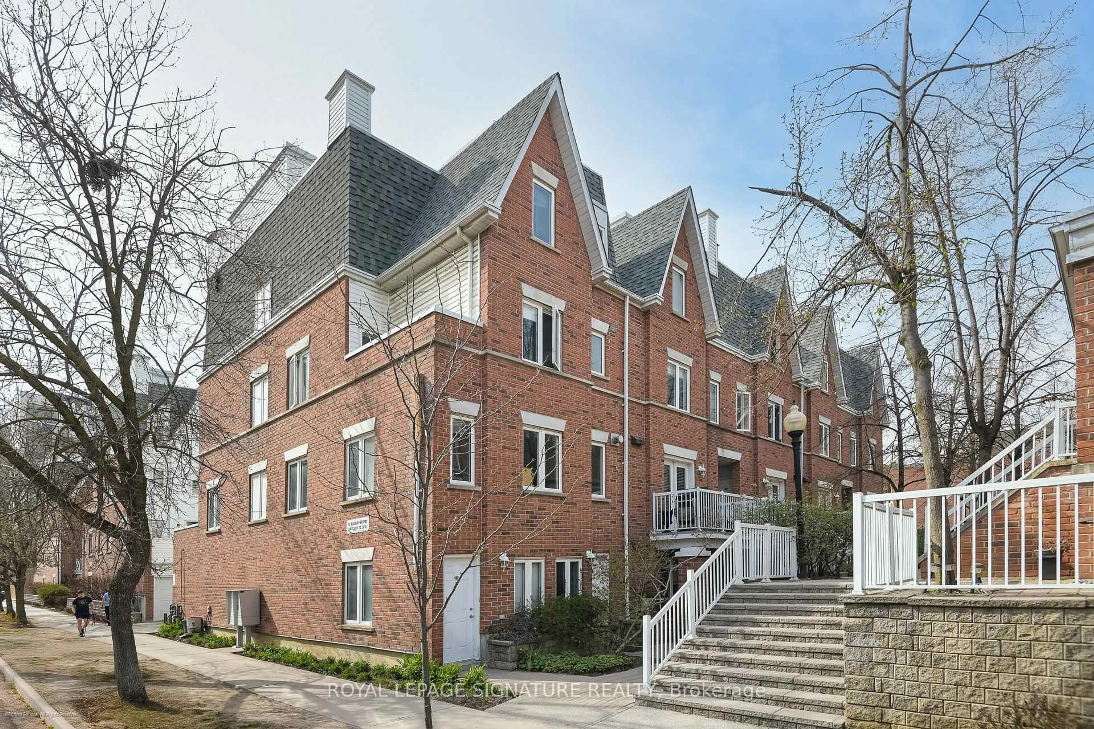 Home with brick exterior material, street for 12 Sudbury St #3004, Toronto Ontario M6J 3W7