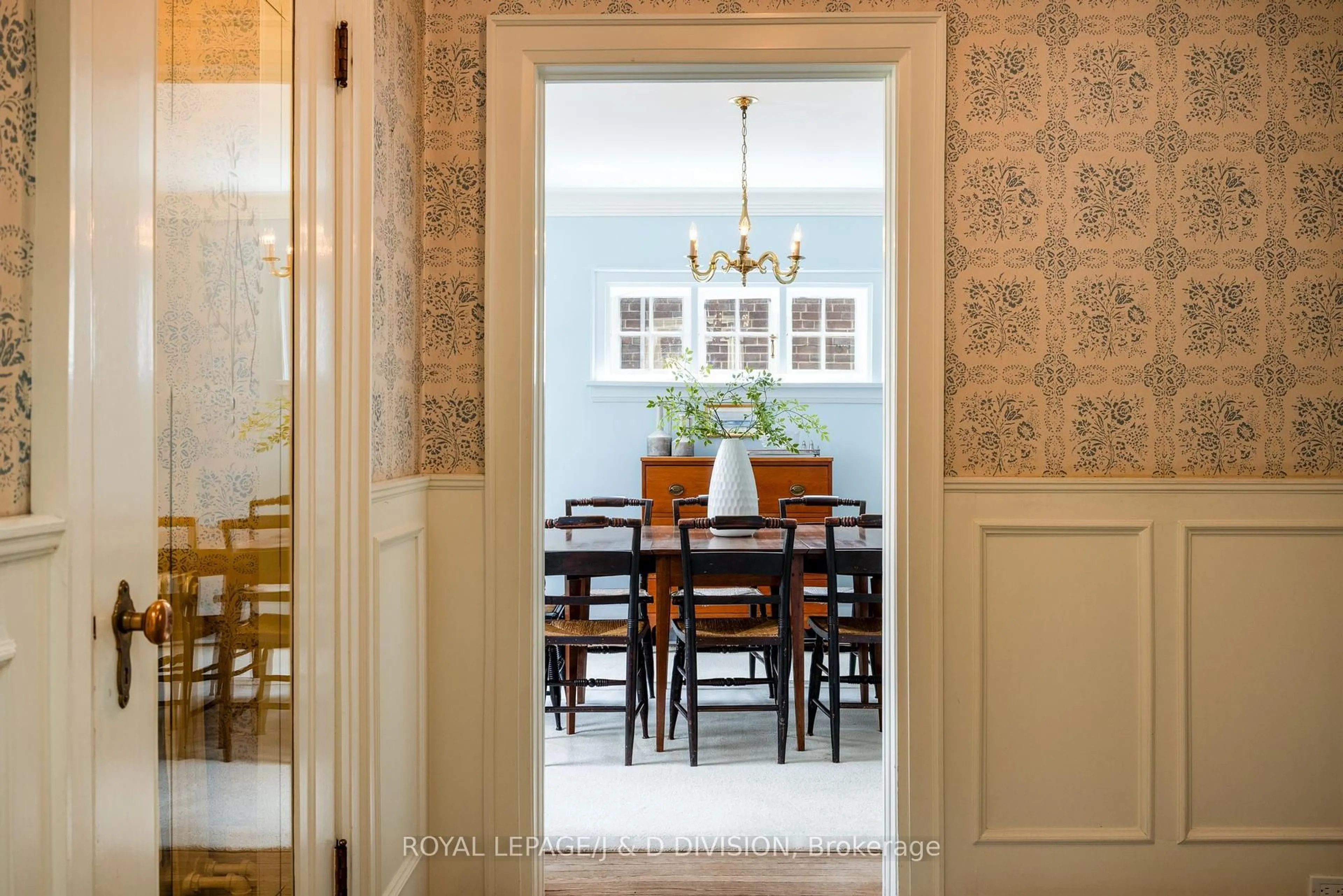Dining room, unknown for 285 St Leonards Ave, Toronto Ontario M4N 1K9
