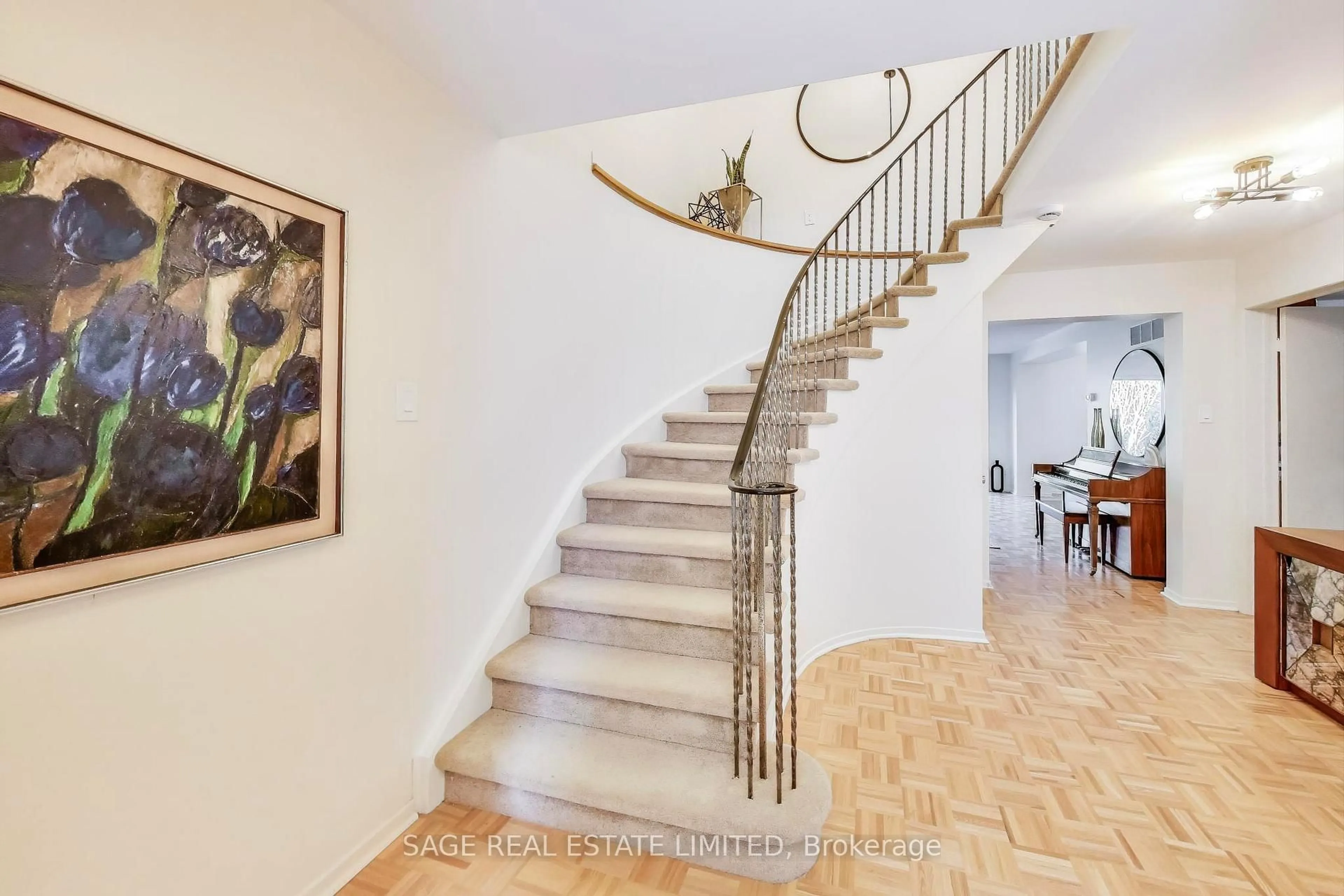Stairs for 26 Crimson Millway N/A, Toronto Ontario M2L 1T6