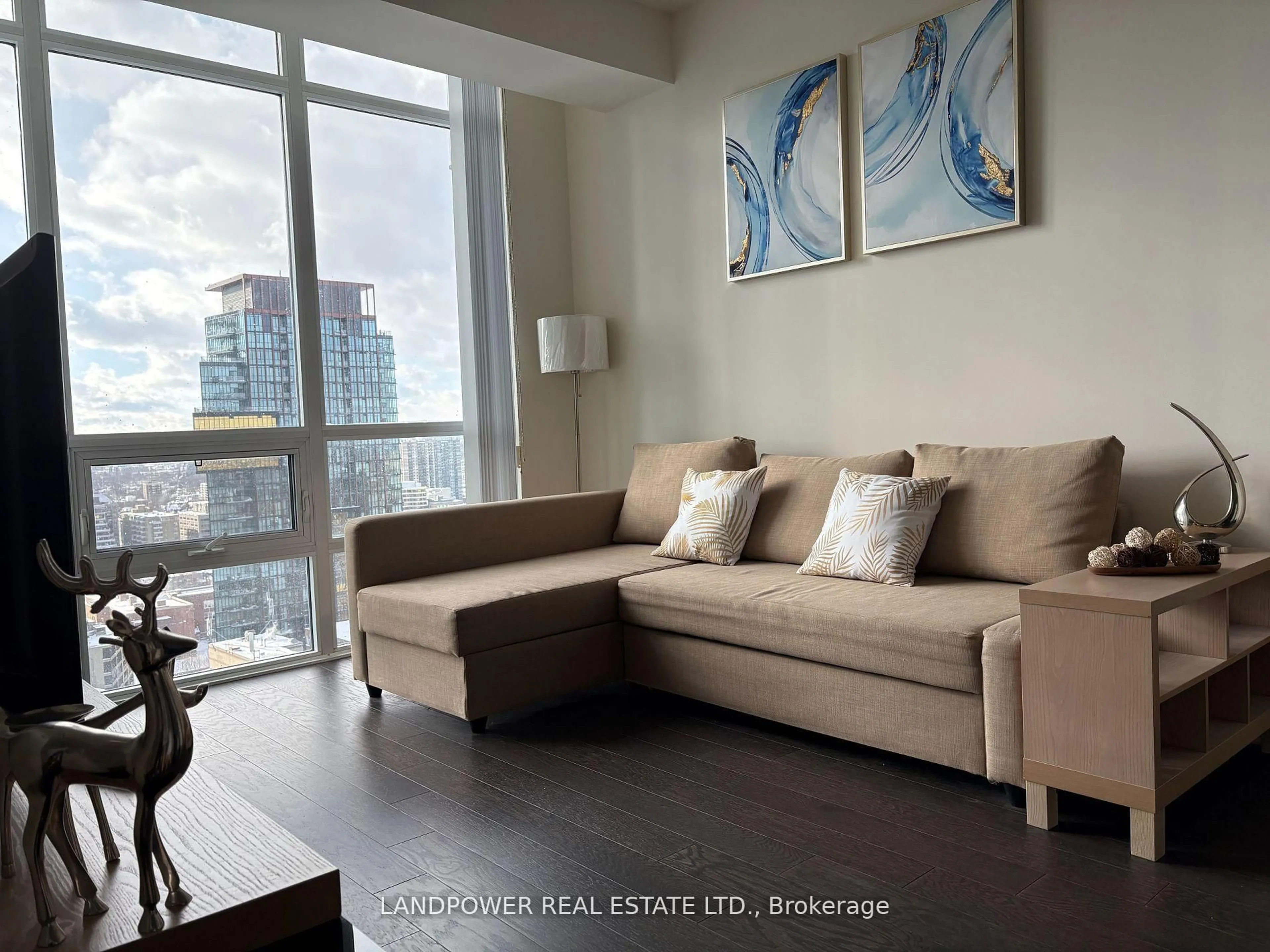Living room with furniture, unknown for 825 Church St #2901, Toronto Ontario M4W 3Z4