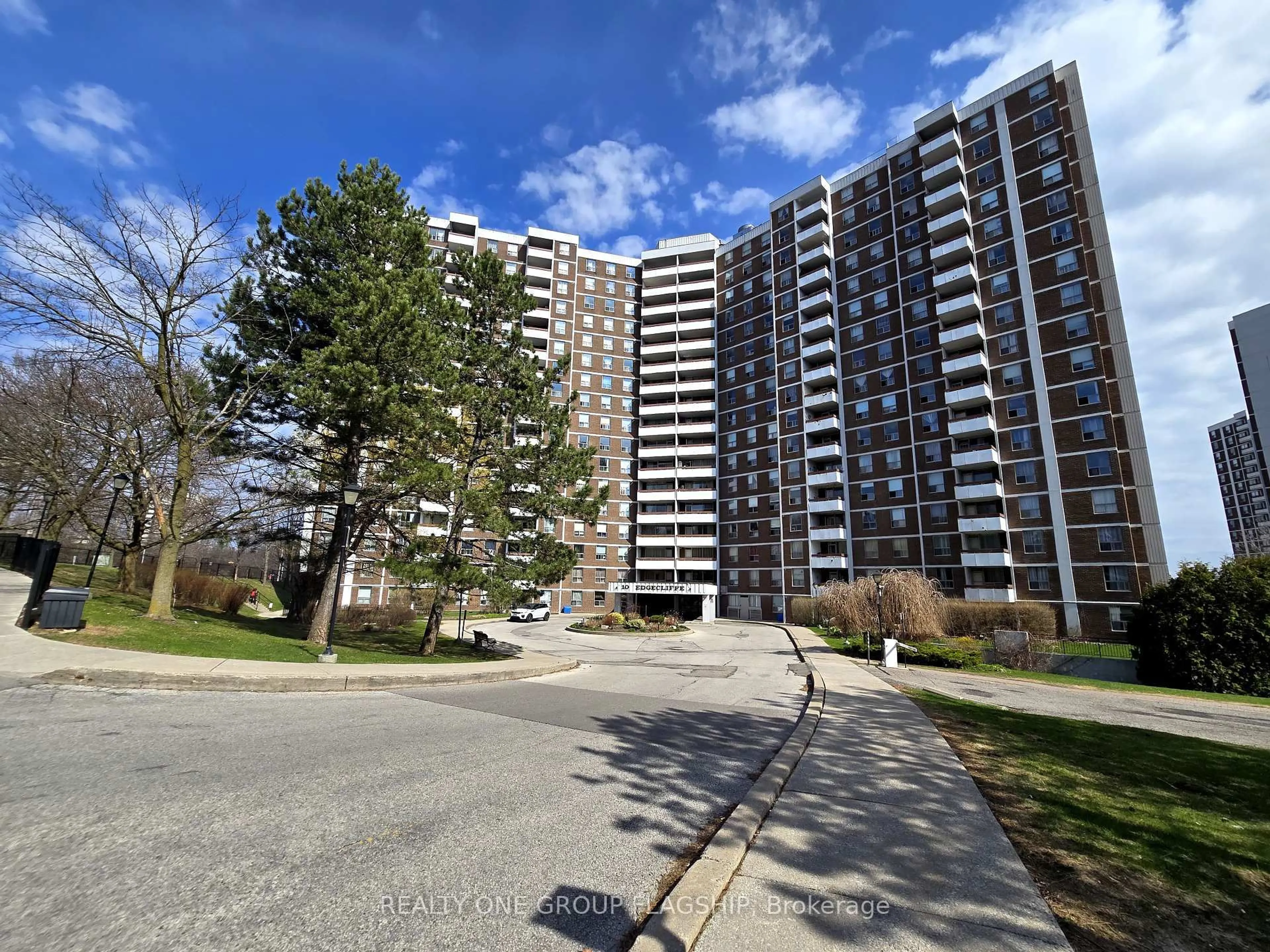 Unknown for 10 Edgecliff Gfwy #1009, Toronto Ontario M3C 3A3