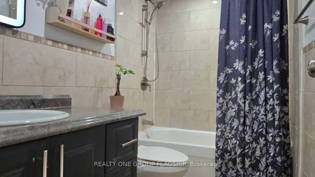 Additional property image - 10 Edgecliff Gfwy Unit 1009
