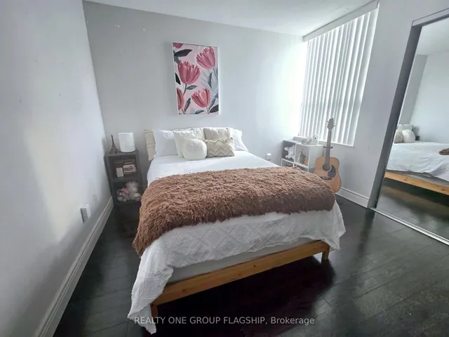 Additional property image - 10 Edgecliff Gfwy Unit 1009