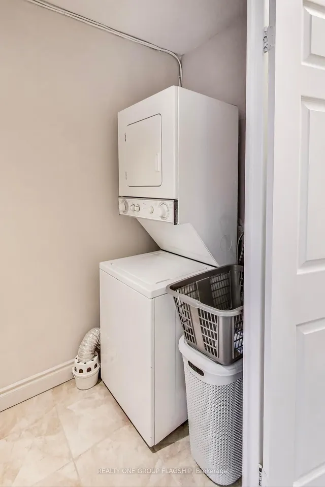 Additional property image - 10 Edgecliff Gfwy Unit 1009