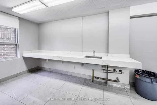 Additional property image - 10 Edgecliff Gfwy Unit 1009