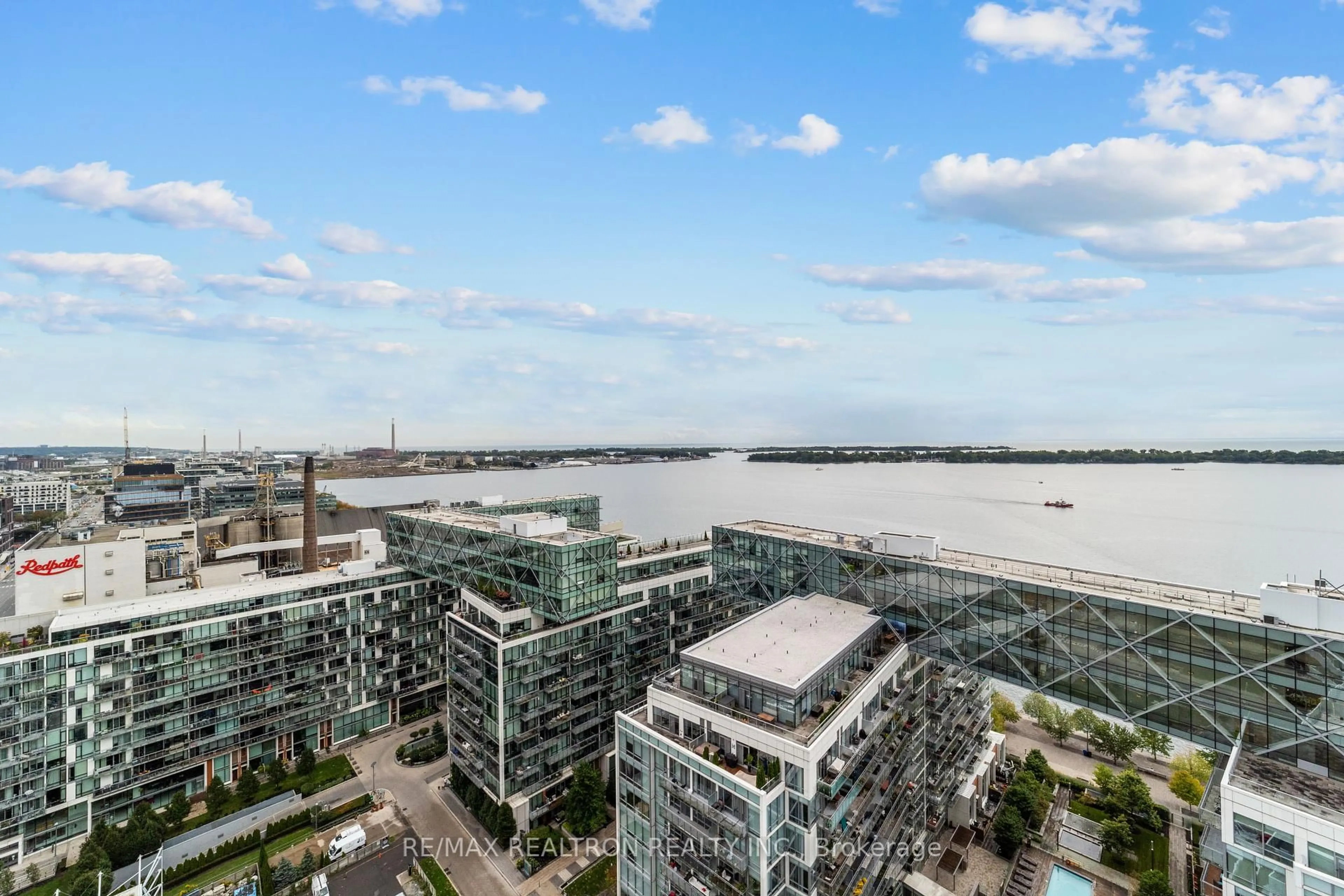Patio, water/lake/river/ocean view for 15 Queens Quay #2209, Toronto Ontario M5E 0C5