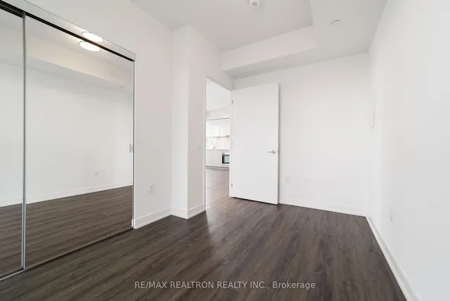 Additional property image - 15 Queens Quay Unit 2209