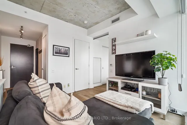 Additional property image - 11 Charlotte St Unit 2504