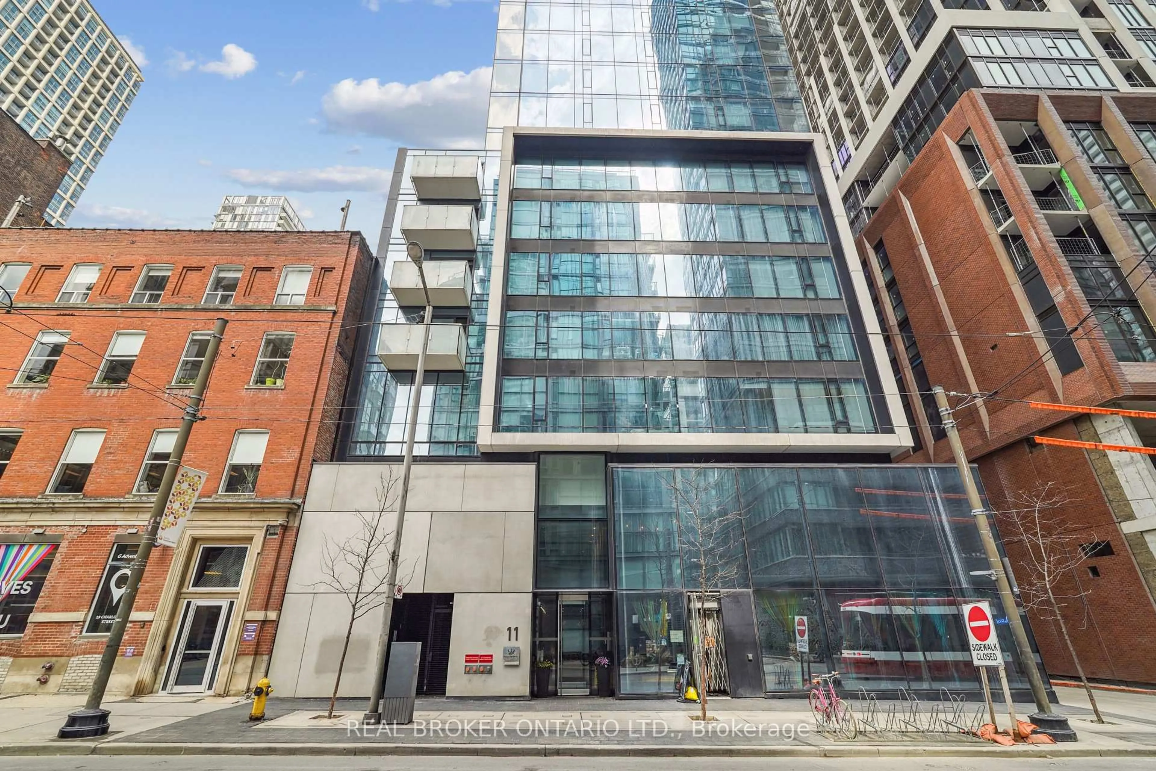 Unknown for 11 Charlotte St #2504, Toronto Ontario M5V 0M6