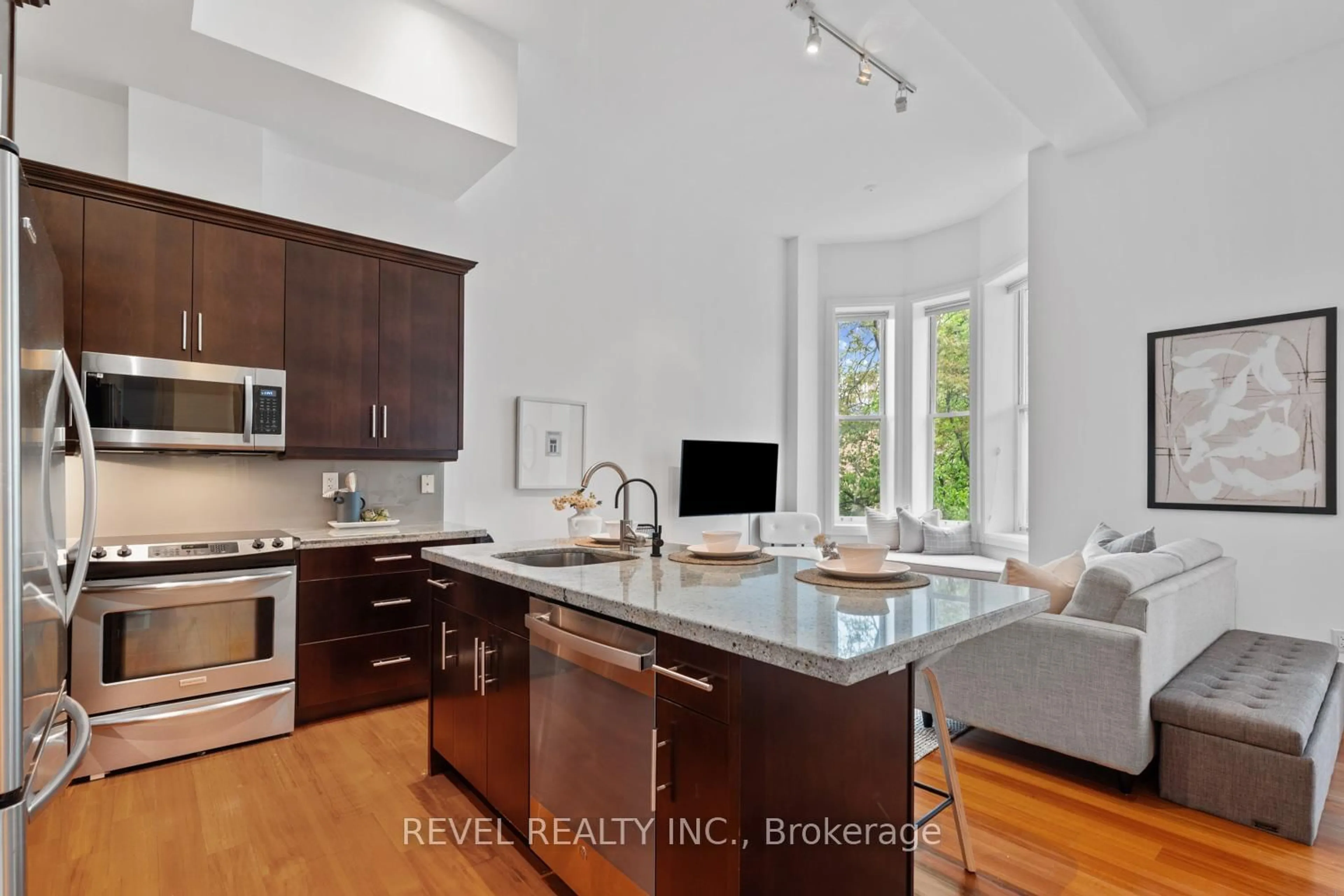 Open concept kitchen, ceramic/tile floor for 385 Brunswick Ave #205, Toronto Ontario M5R 3R1