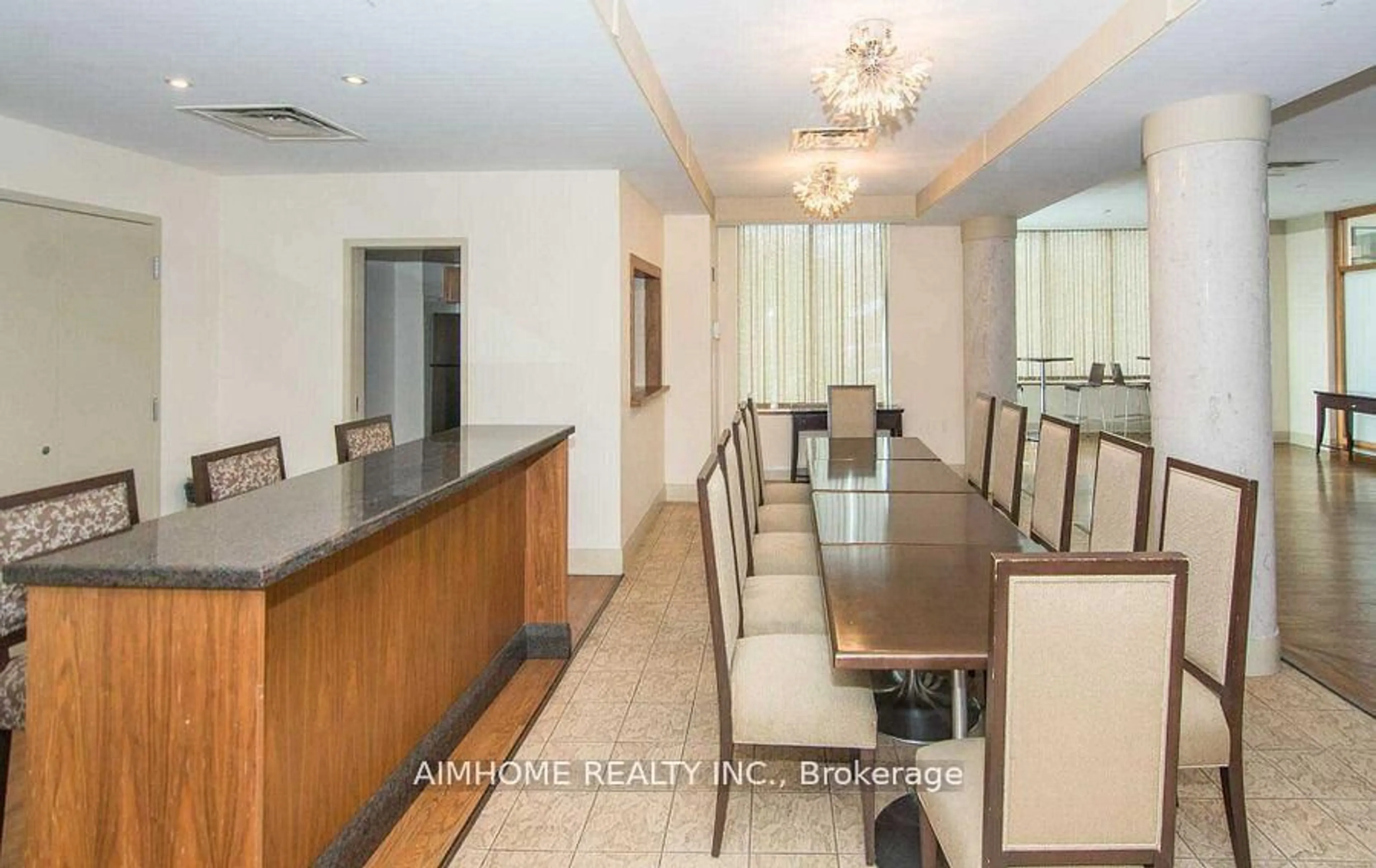 Dining room, unknown for 3830 Bathurst St #410, Toronto Ontario M3H 6C5