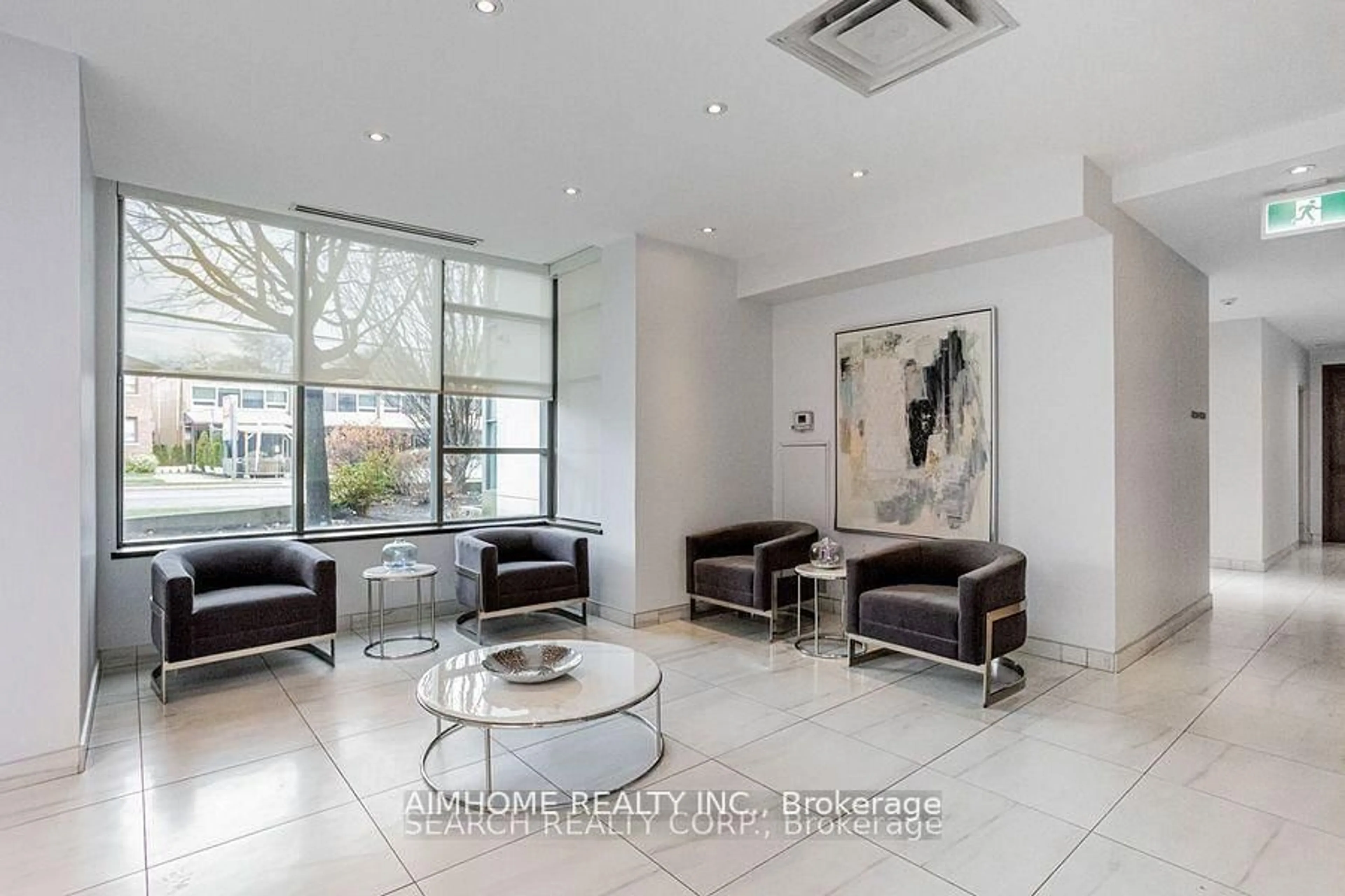 Lobby for 3830 Bathurst St #410, Toronto Ontario M3H 6C5