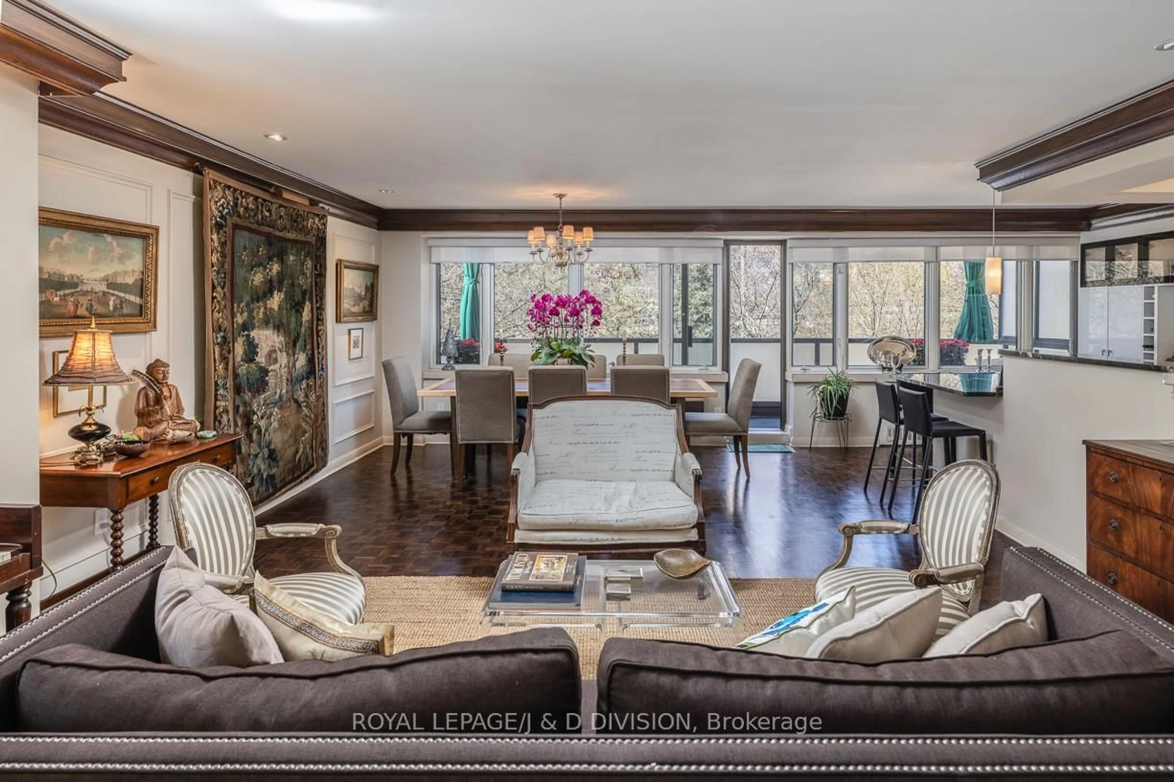 Living room with furniture, unknown for 120 Rosedale Valley Rd #201, Toronto Ontario M4W 1P8