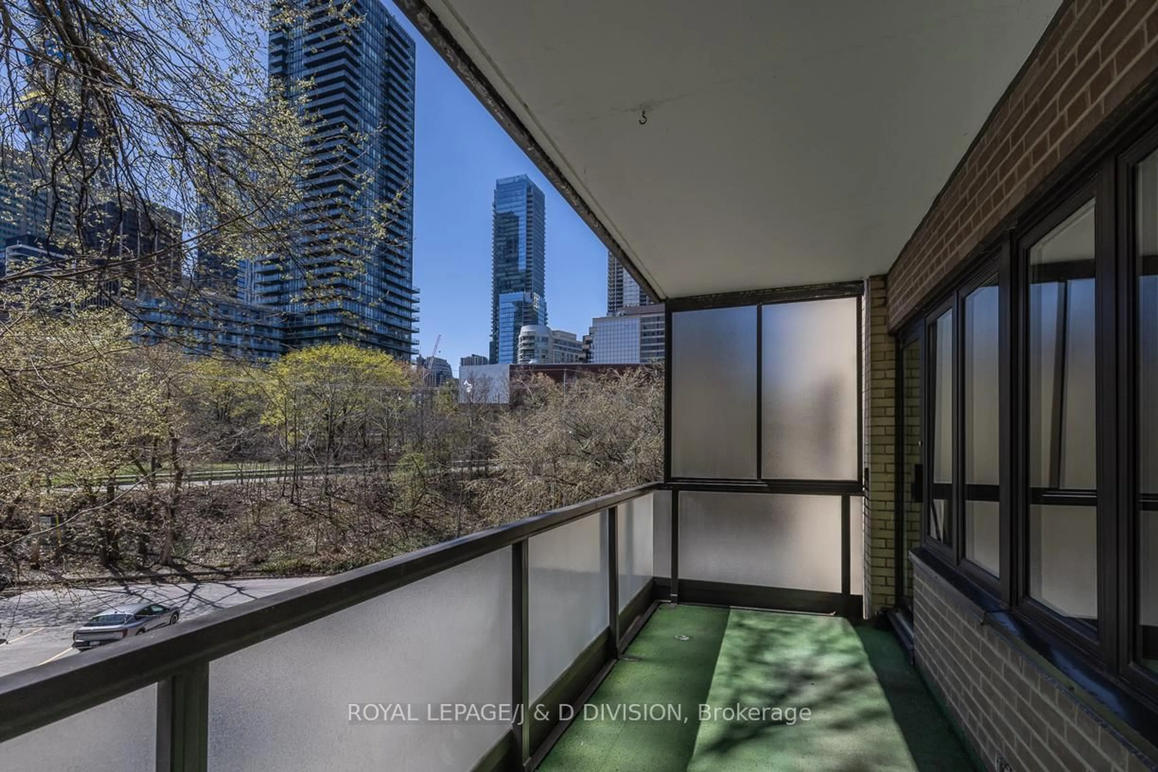 Balcony in the apartment, city buildings view from balcony for 120 Rosedale Valley Rd #201, Toronto Ontario M4W 1P8