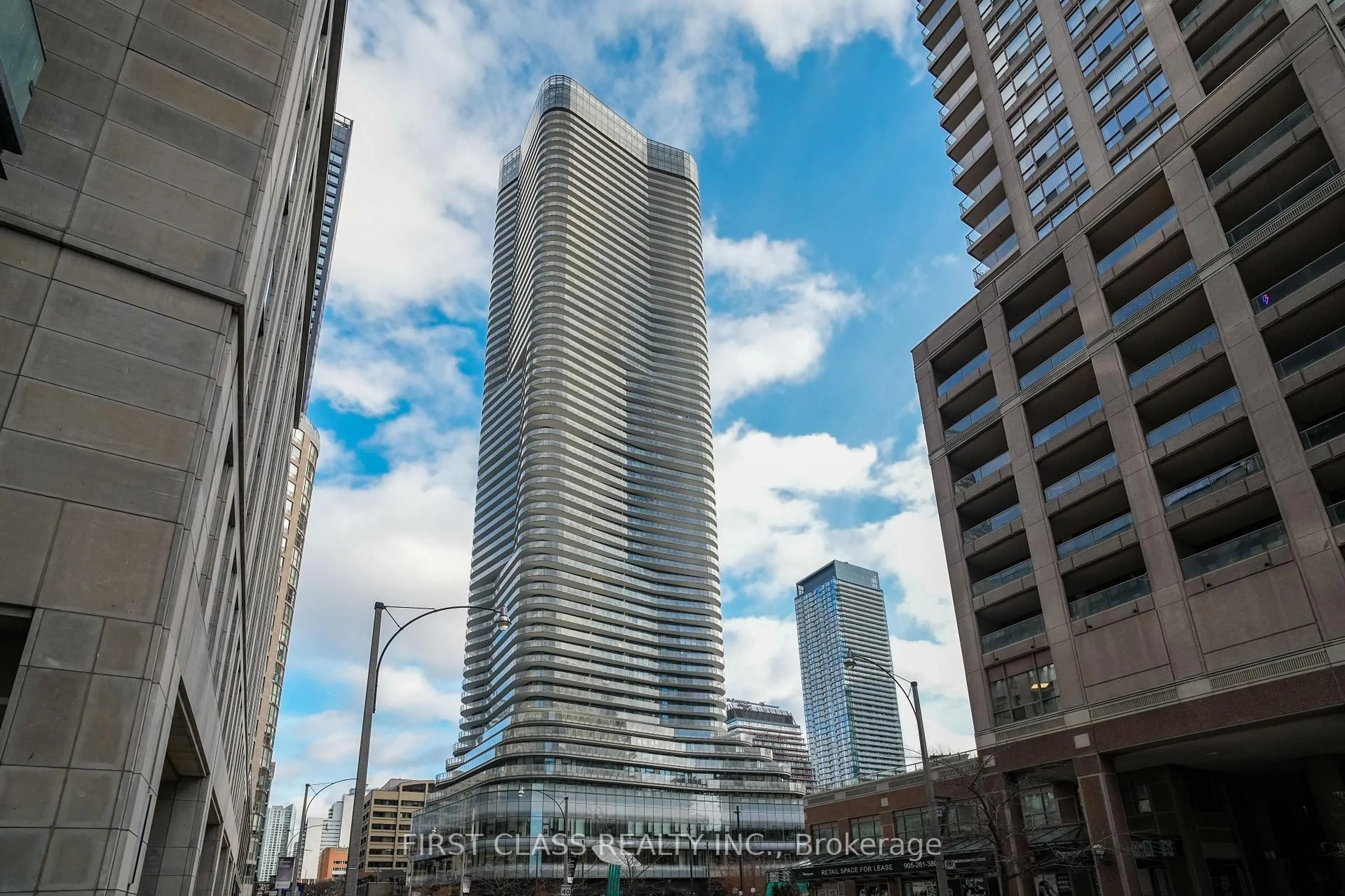 Unknown for 11 Wellesley St #1403, Toronto Ontario M4Y 0G4