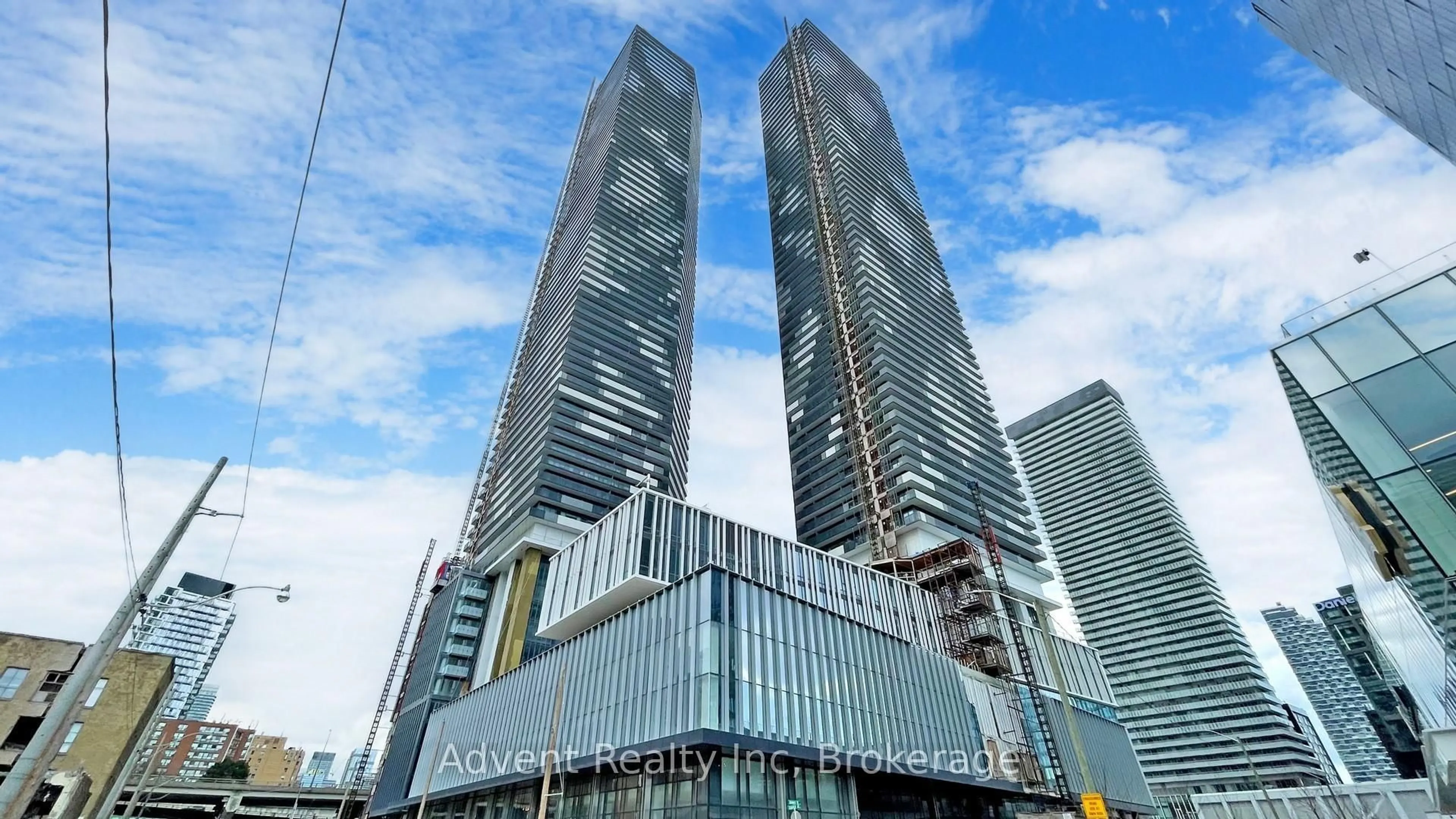 Indoor foyer for 55 Cooper St #3105, Toronto Ontario M5E 0G1