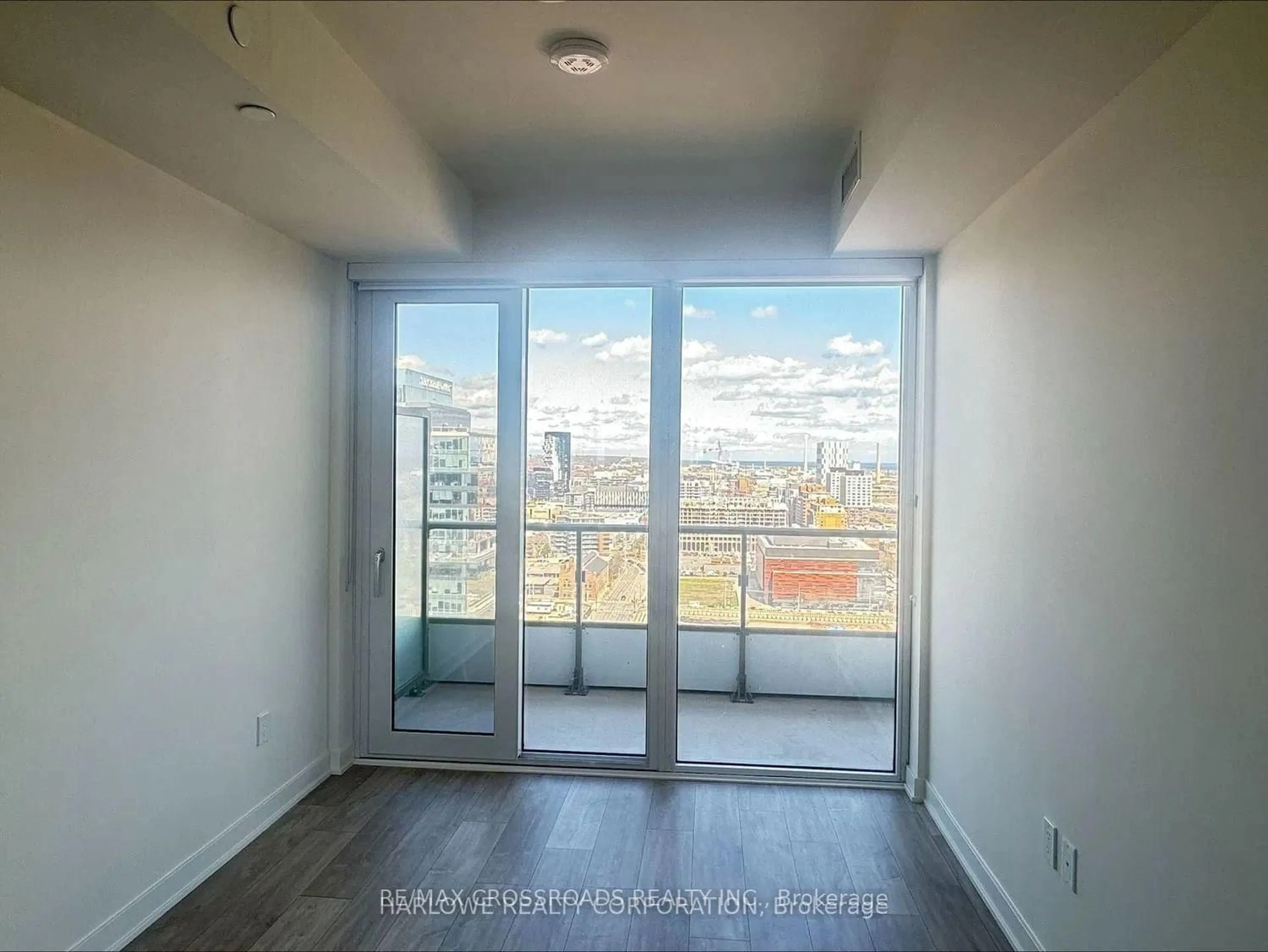 A pic of a room for 70 Princess St #2104, Toronto Ontario M5A 0X6