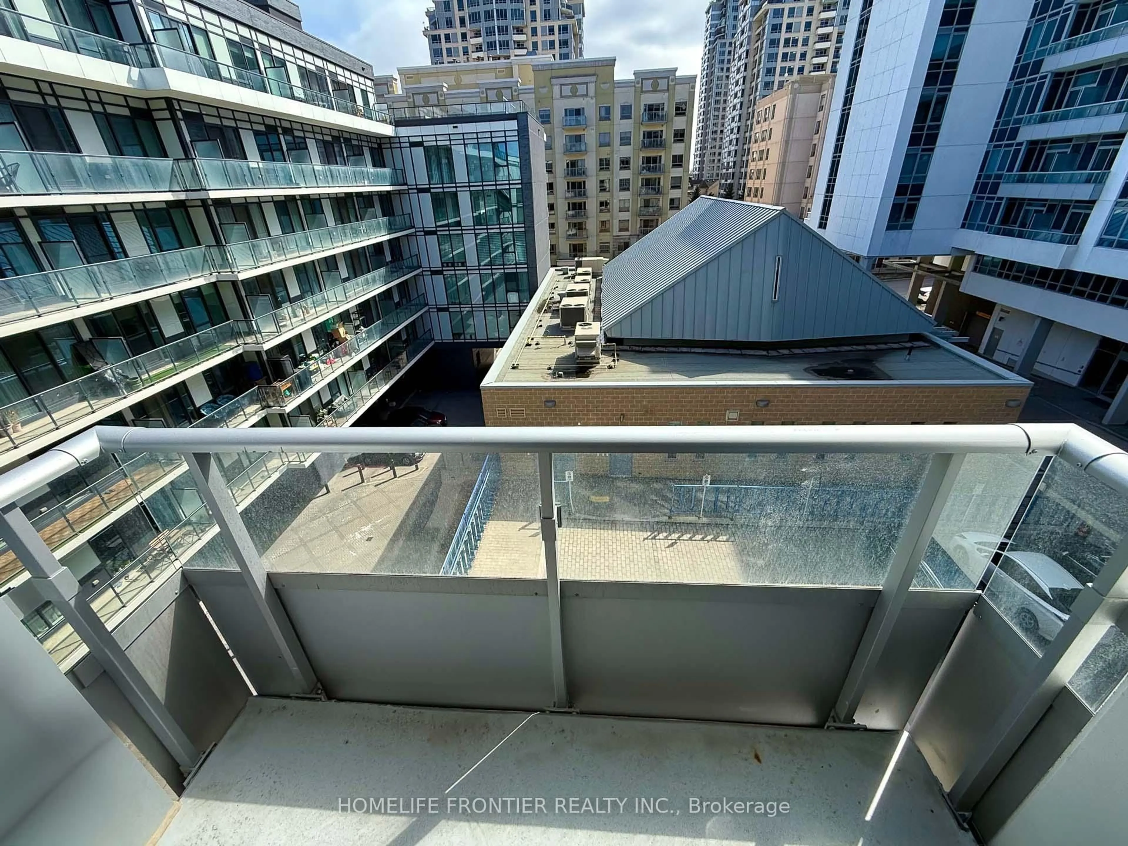 Balcony in the apartment, city buildings view from balcony for 591 Sheppard Ave #629, Toronto Ontario M2K 0G2