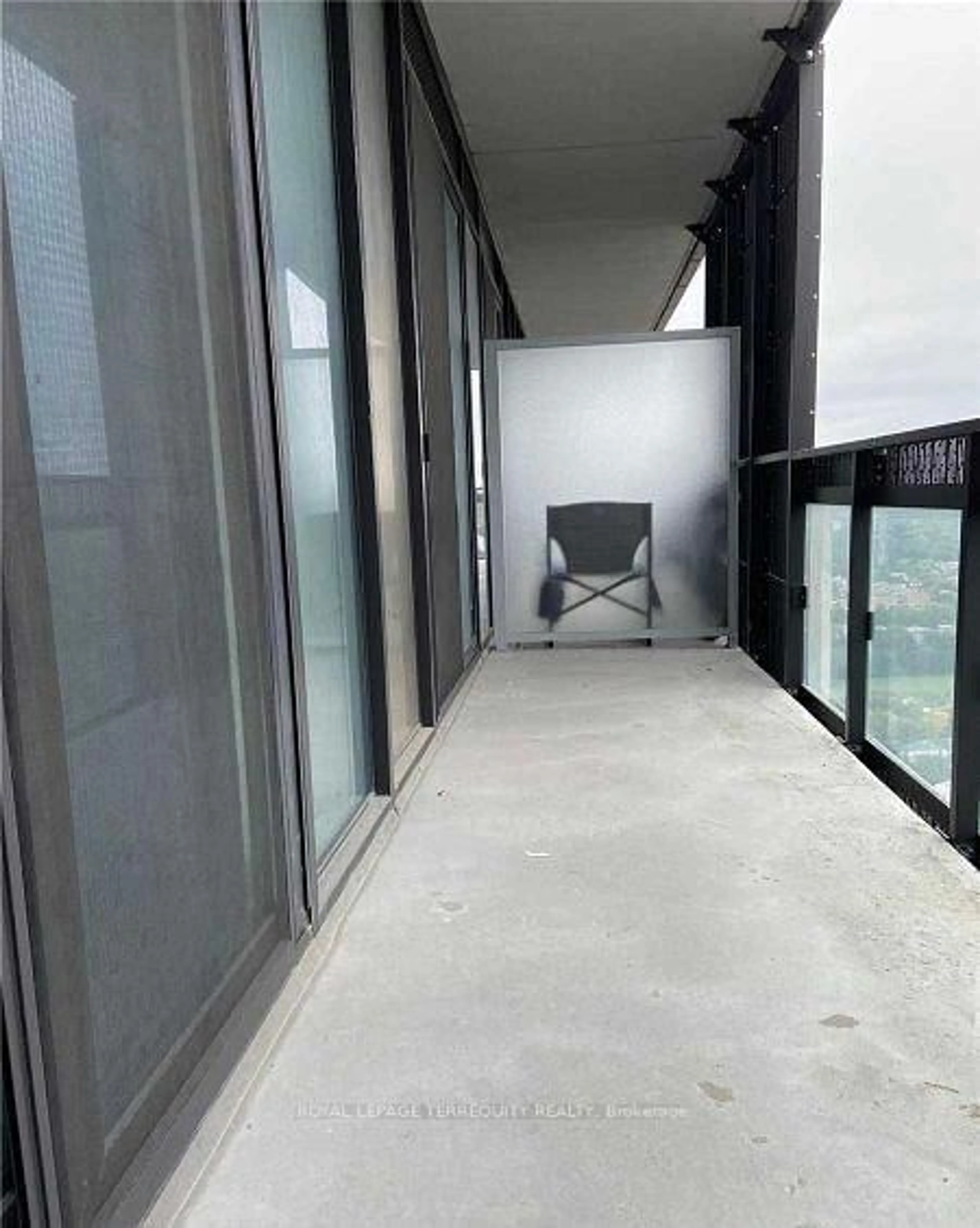 Balcony in the apartment, unknown for 8 Eglinton Ave #3706, Toronto Ontario M4P 0C1