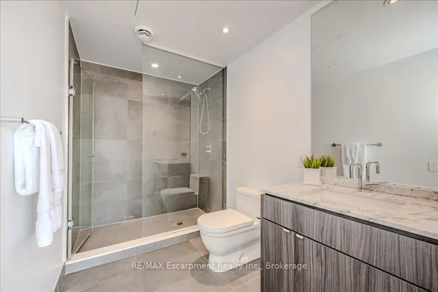 Additional property image - 60 Colborne St Unit 802
