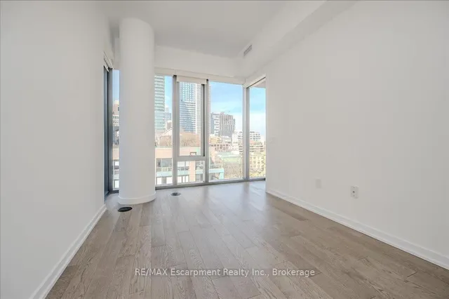 Additional property image - 60 Colborne St Unit 802