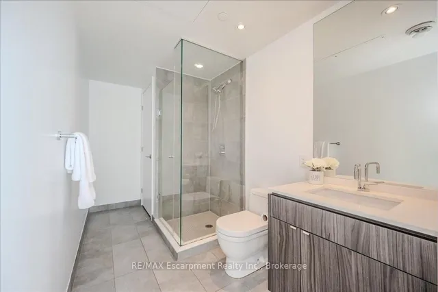 Additional property image - 60 Colborne St Unit 802