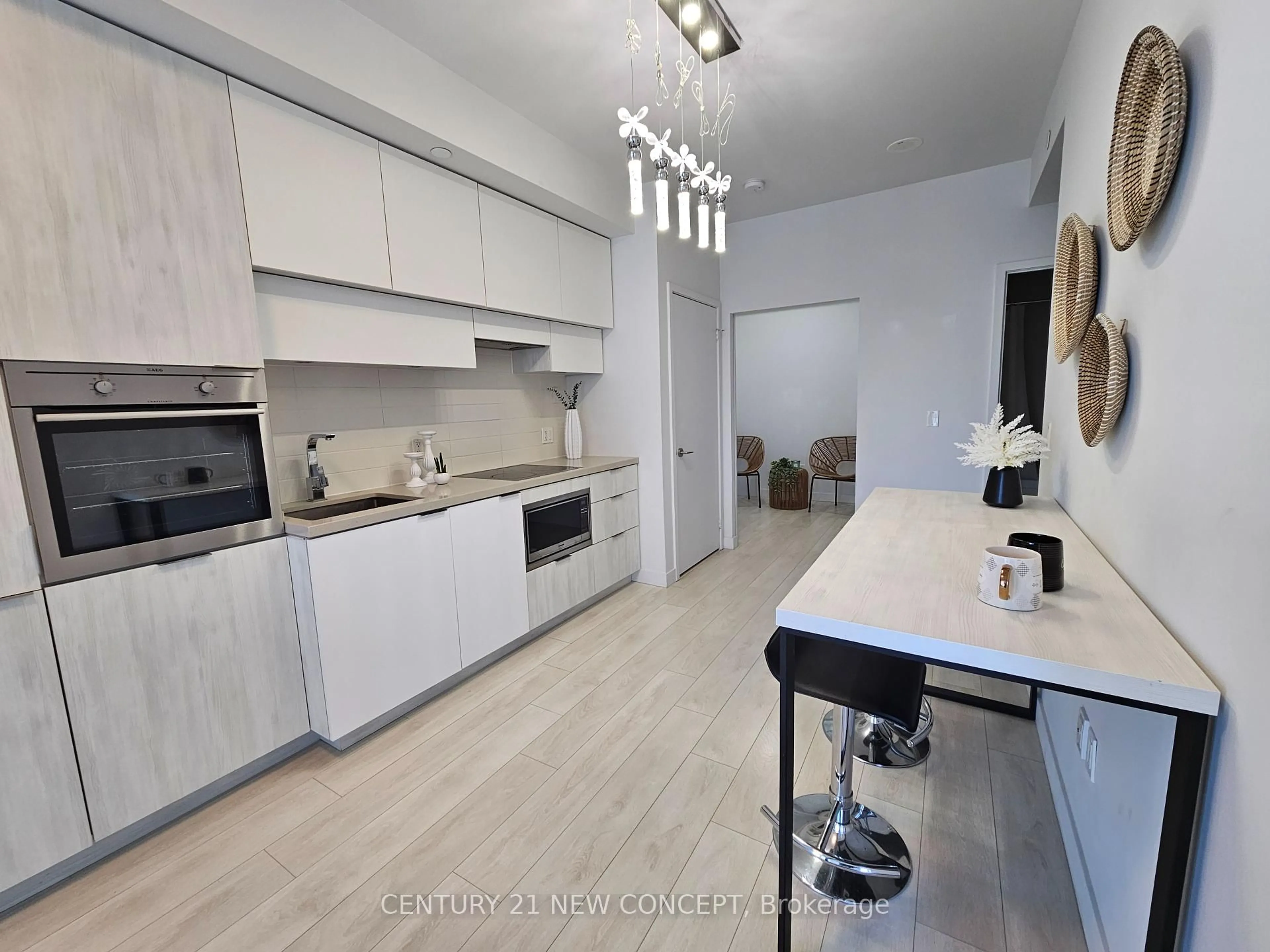 Open concept kitchen, ceramic/tile floor for 8 Eglinton Ave #3412, Toronto Ontario M4P 0C1