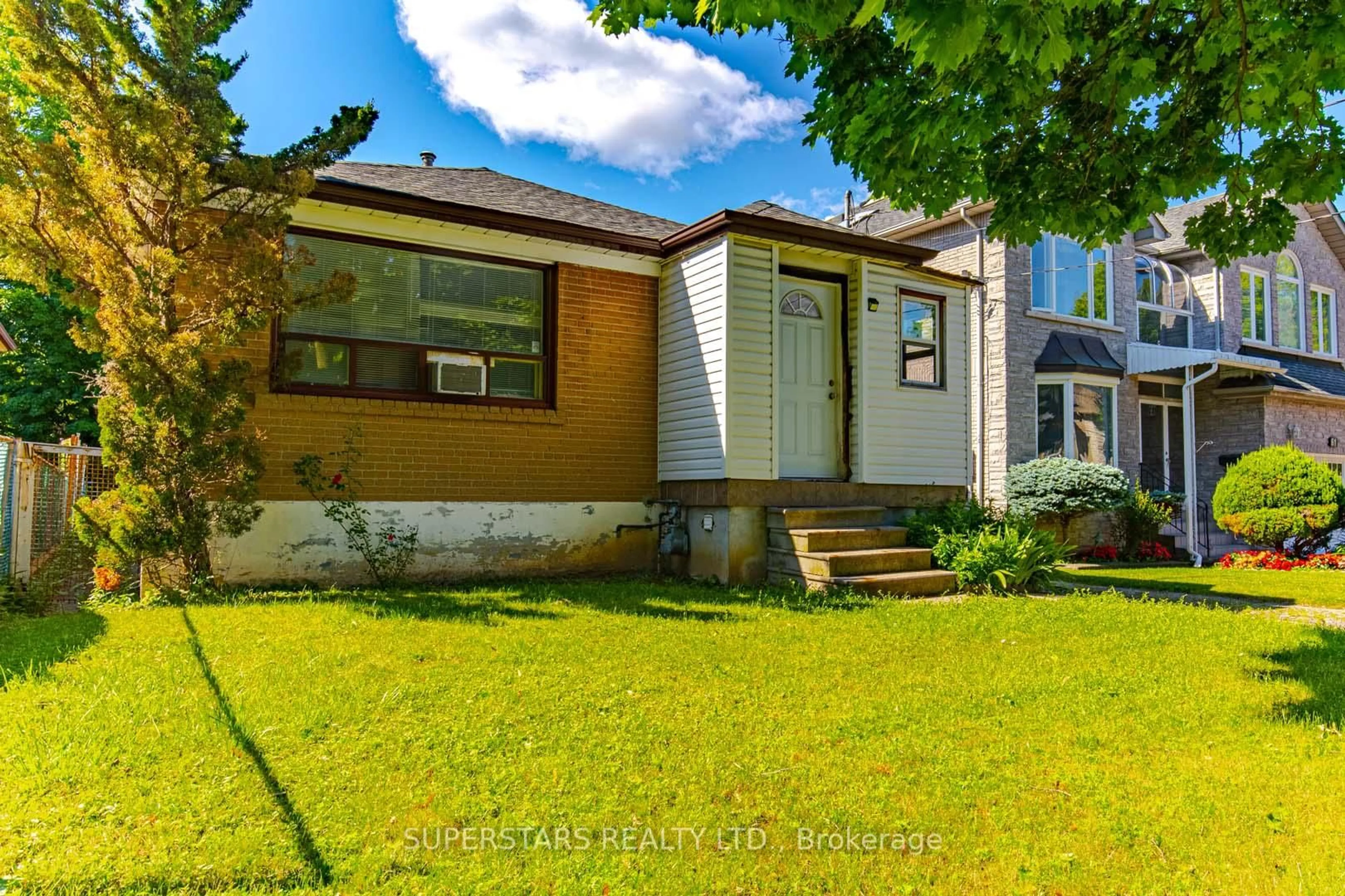 Unknown for 63 Madawaska Ave, Toronto Ontario M2M 2R2